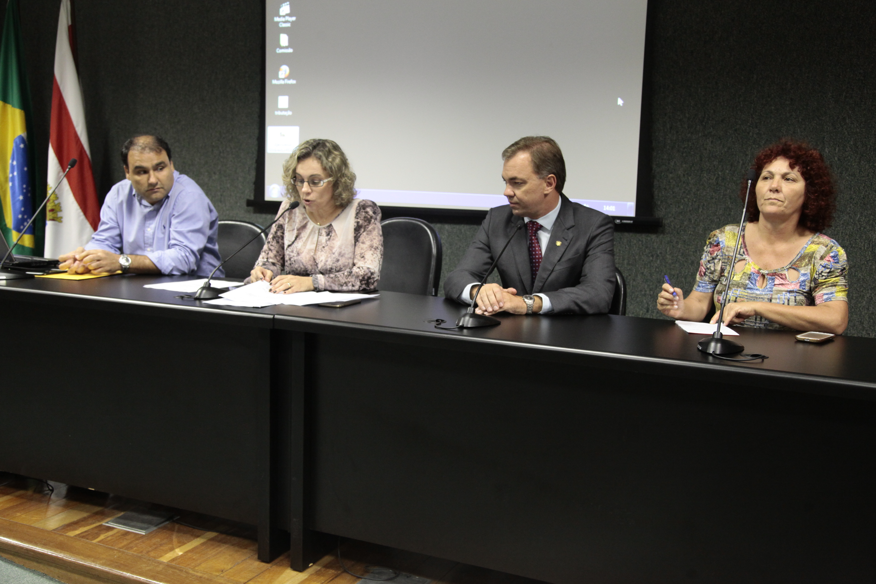 Audiência Pública para discutir a Construção do Centro de Referência da Saúde da Mulher, em Florianópolis. Foto: Miriam Zomer/Agência AL