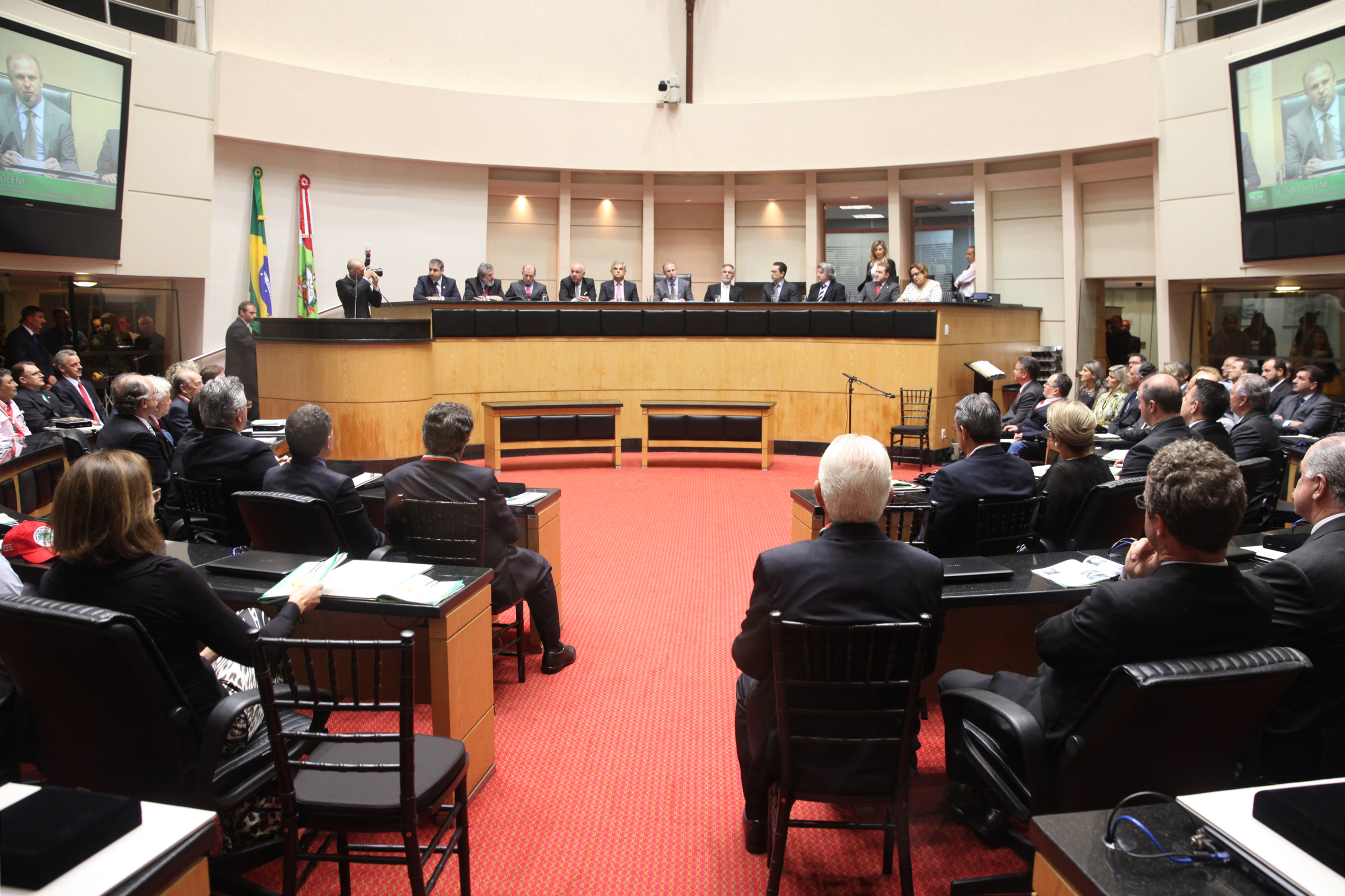 Sessão Solene de Concessão da Comenda do Legislativo Catarinense. Foto: Fábio Queiroz/Agência AL