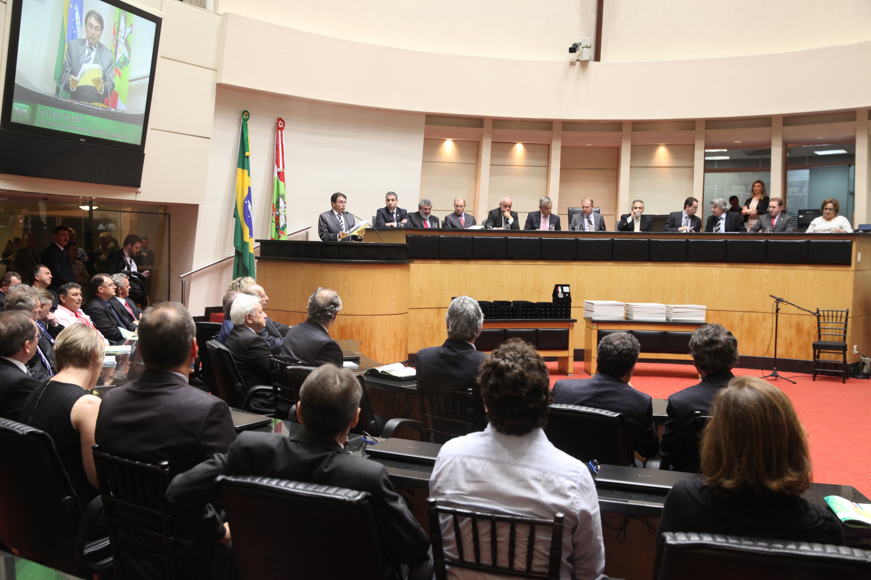 Sessão Solene de Concessão da Comenda do Legislativo Catarinense. Foto: Fábio Queiroz/Agência AL