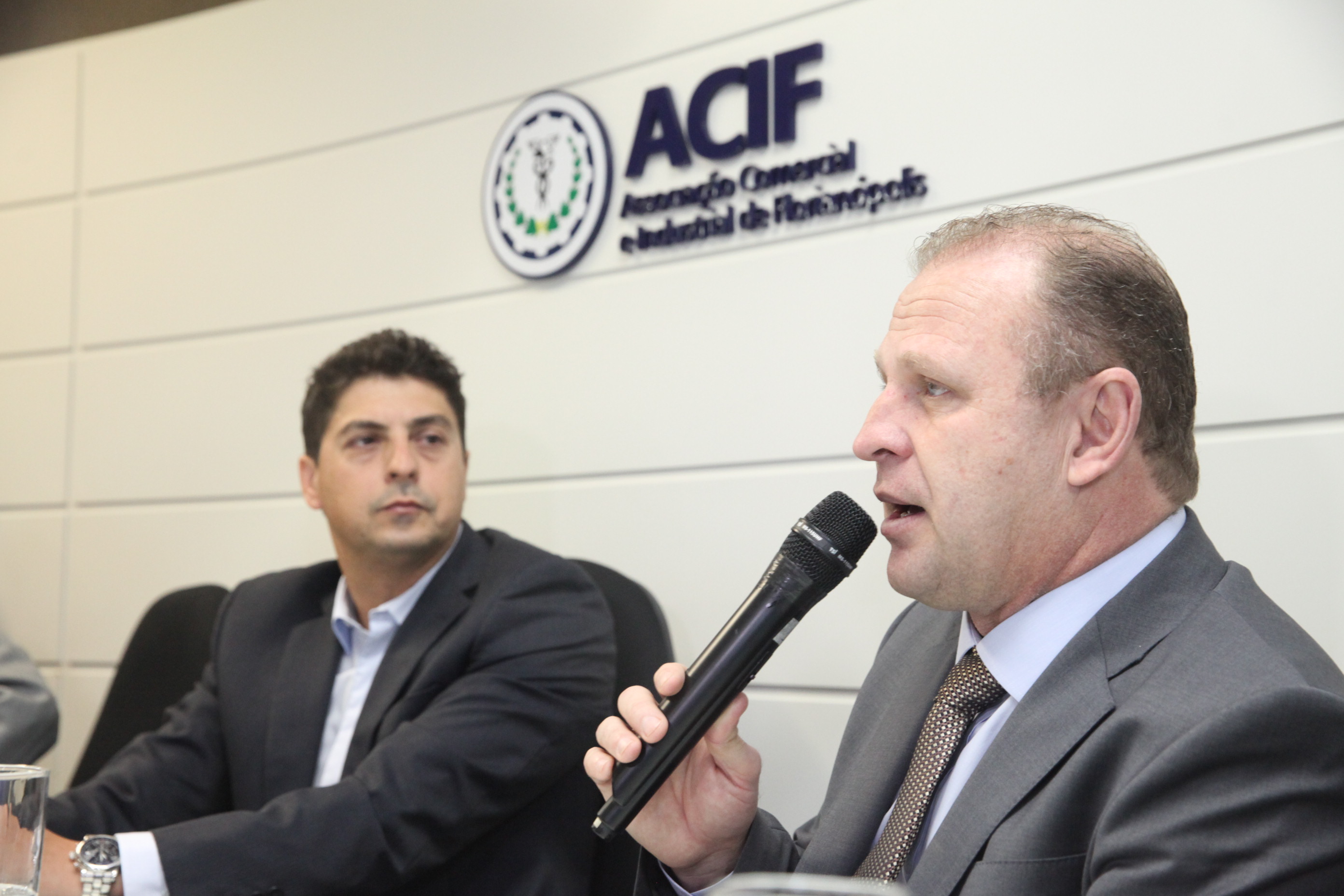 Palestra Terrenos de Marinha e a Medida Provisória 691/2015. Foto: Fábio Queiroz / Agência AL