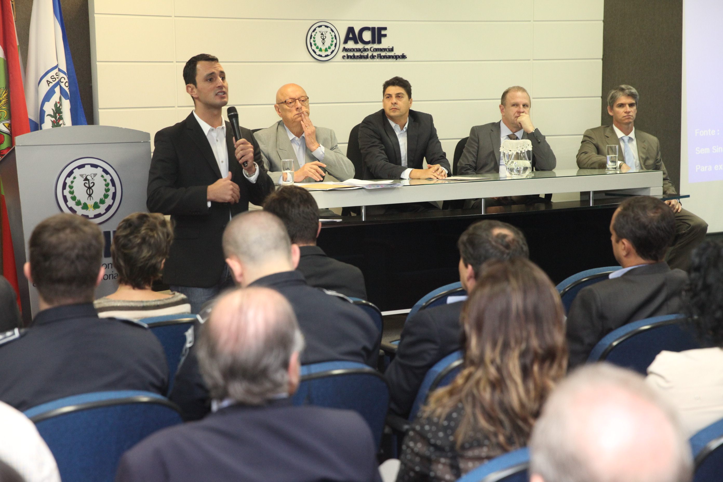 Palestra Terrenos de Marinha e a Medida Provisória 691/2015. Foto: Fábio Queiroz / Agência AL