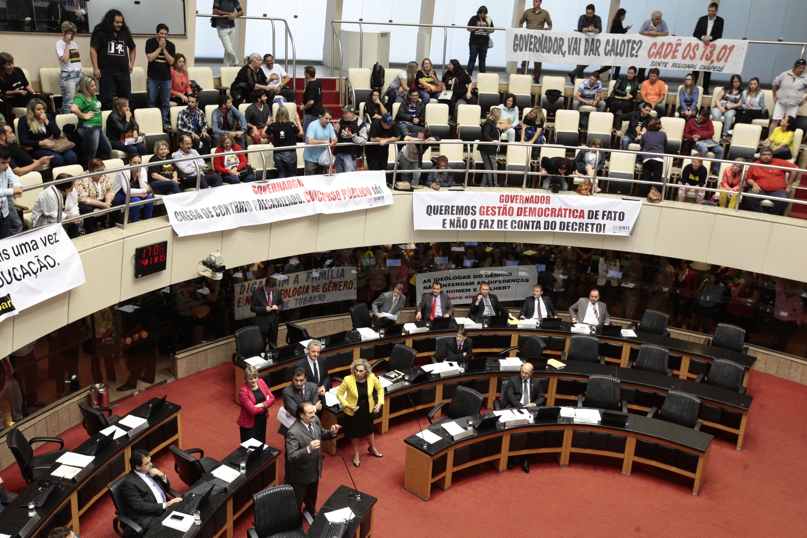 Votação do Plano Estadual de Educação. Foto: Miriam Zomer/Agência AL