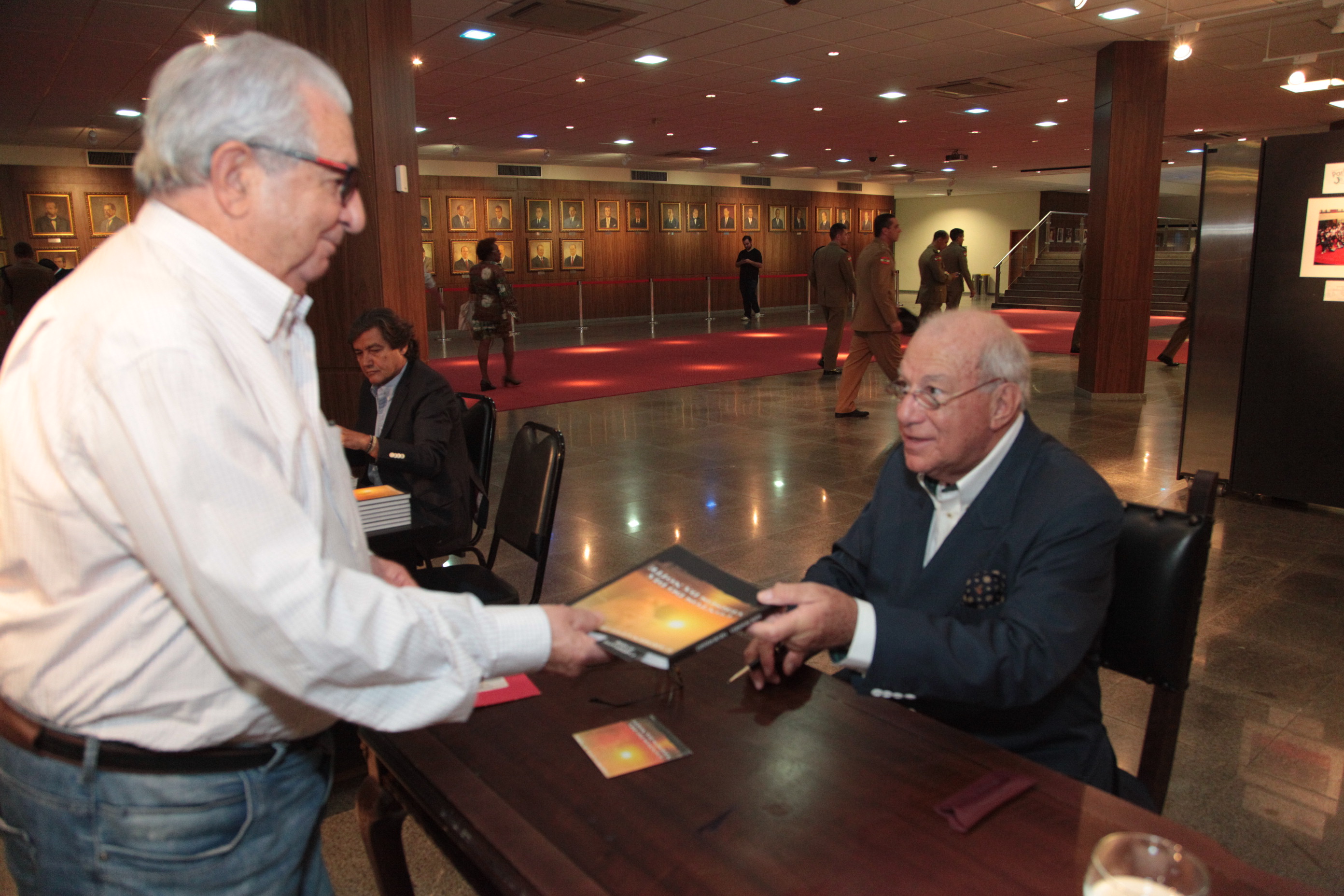 Lançamento Literário - 