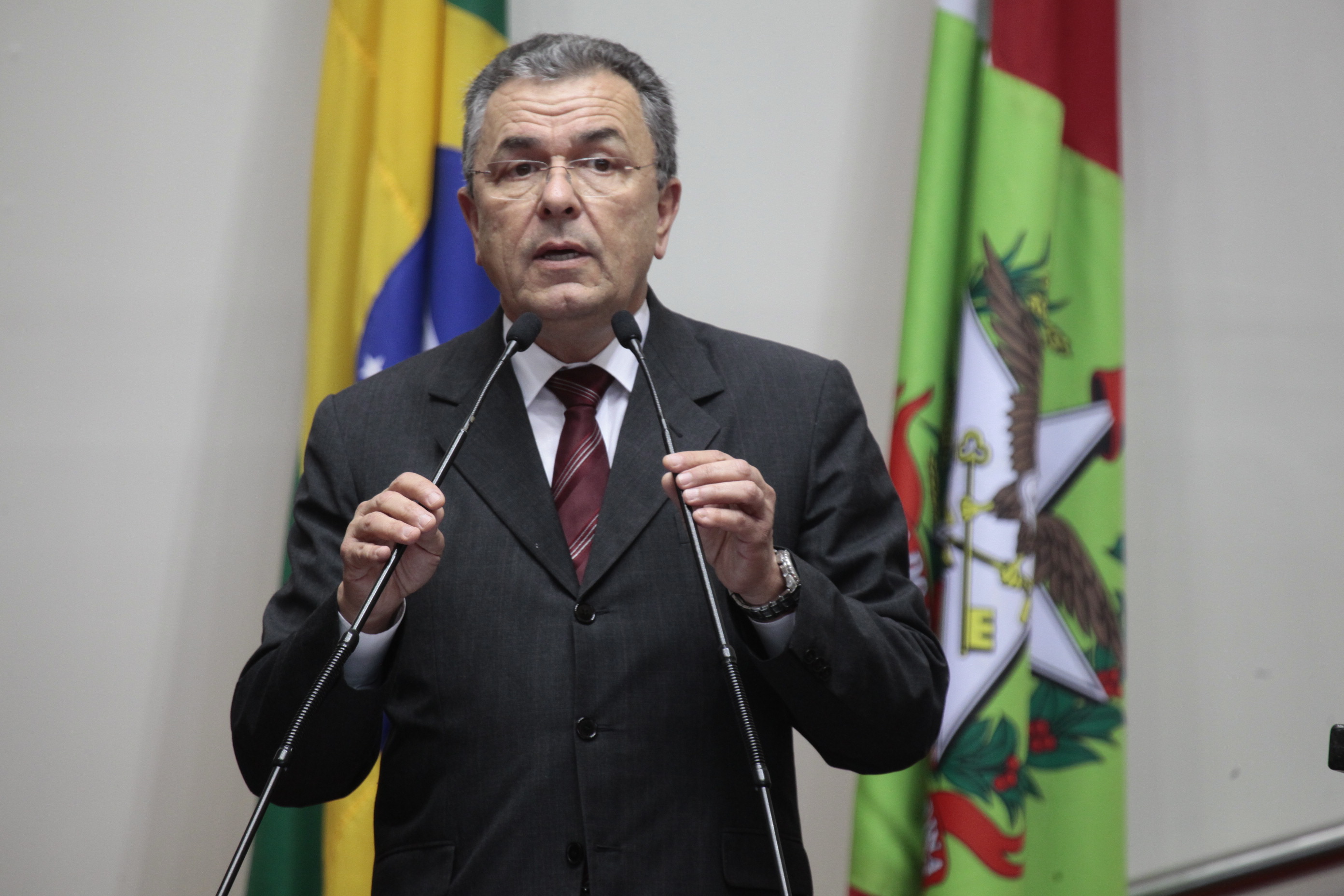 Sessão Ordinária da Assembleia Legislativa do Estado de Santa Catarina. Deputado Dr. Dalmo Claro (PMDB) - Foto: Miriam Zomer/Agência AL