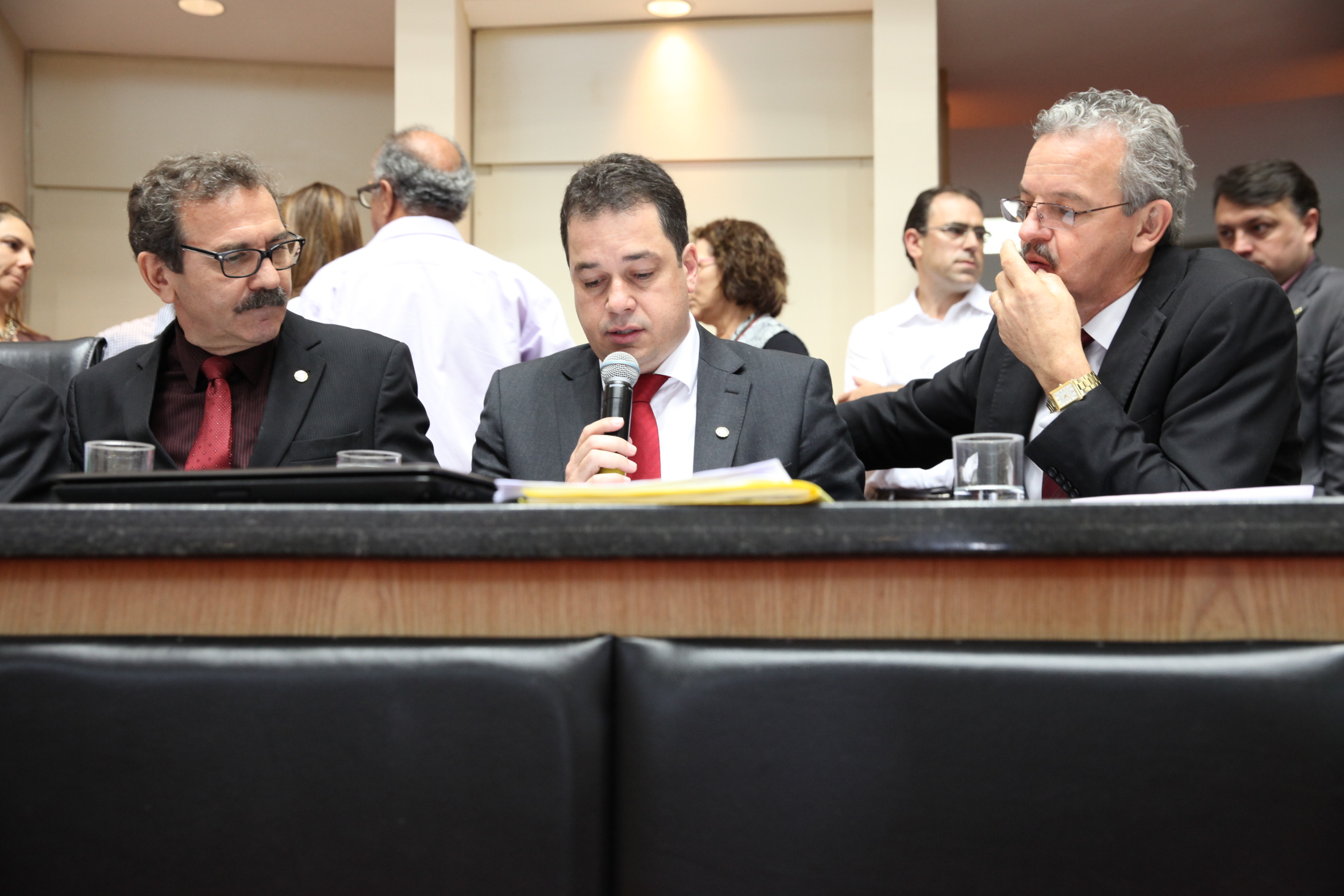 Reunião conjunta das comissões de Finanças  e Trabalho. Foto: Fábio Queiroz / Agência AL