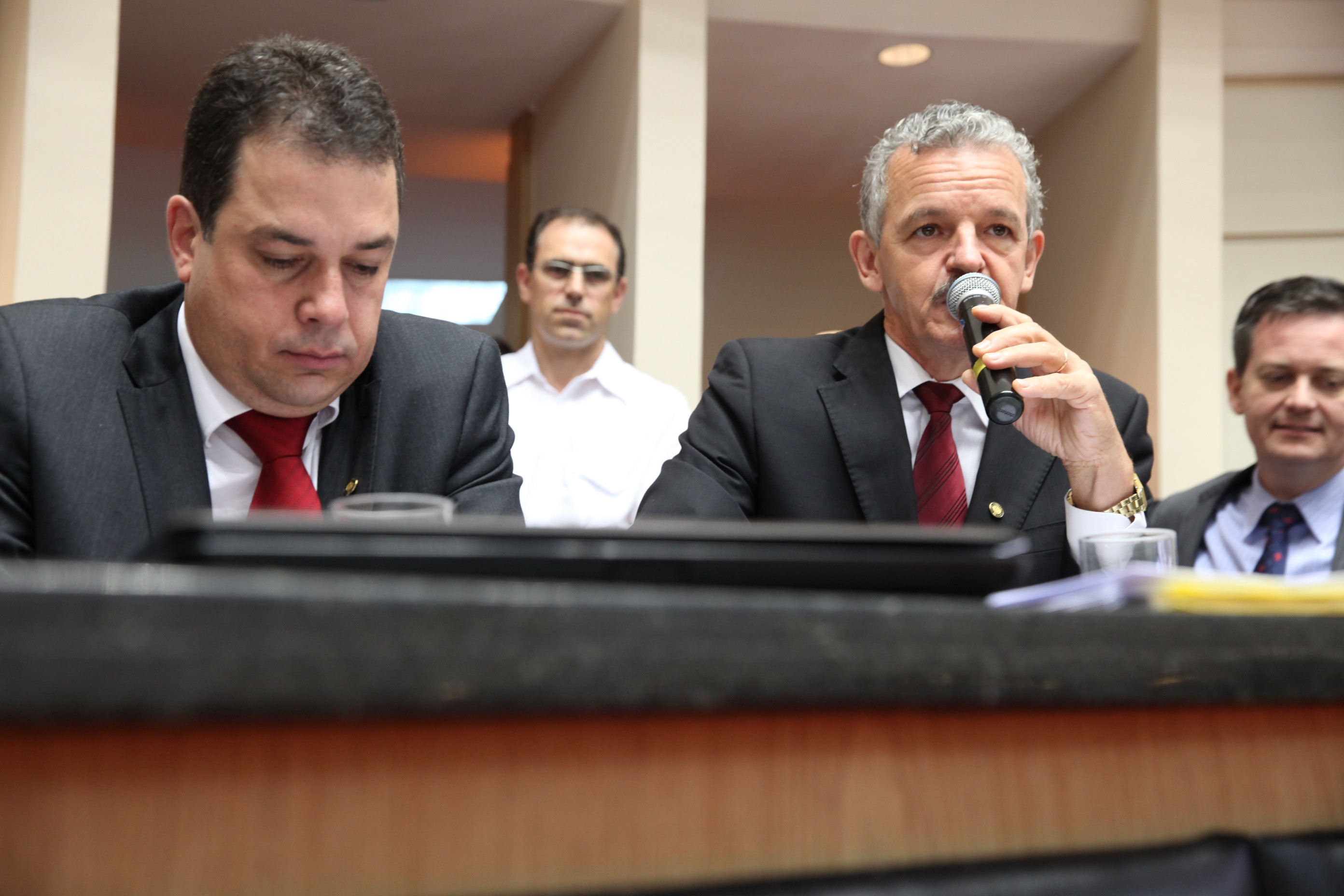 Reunião conjunta das comissões de Finanças  e Trabalho. Foto: Fábio Queiroz / Agência AL