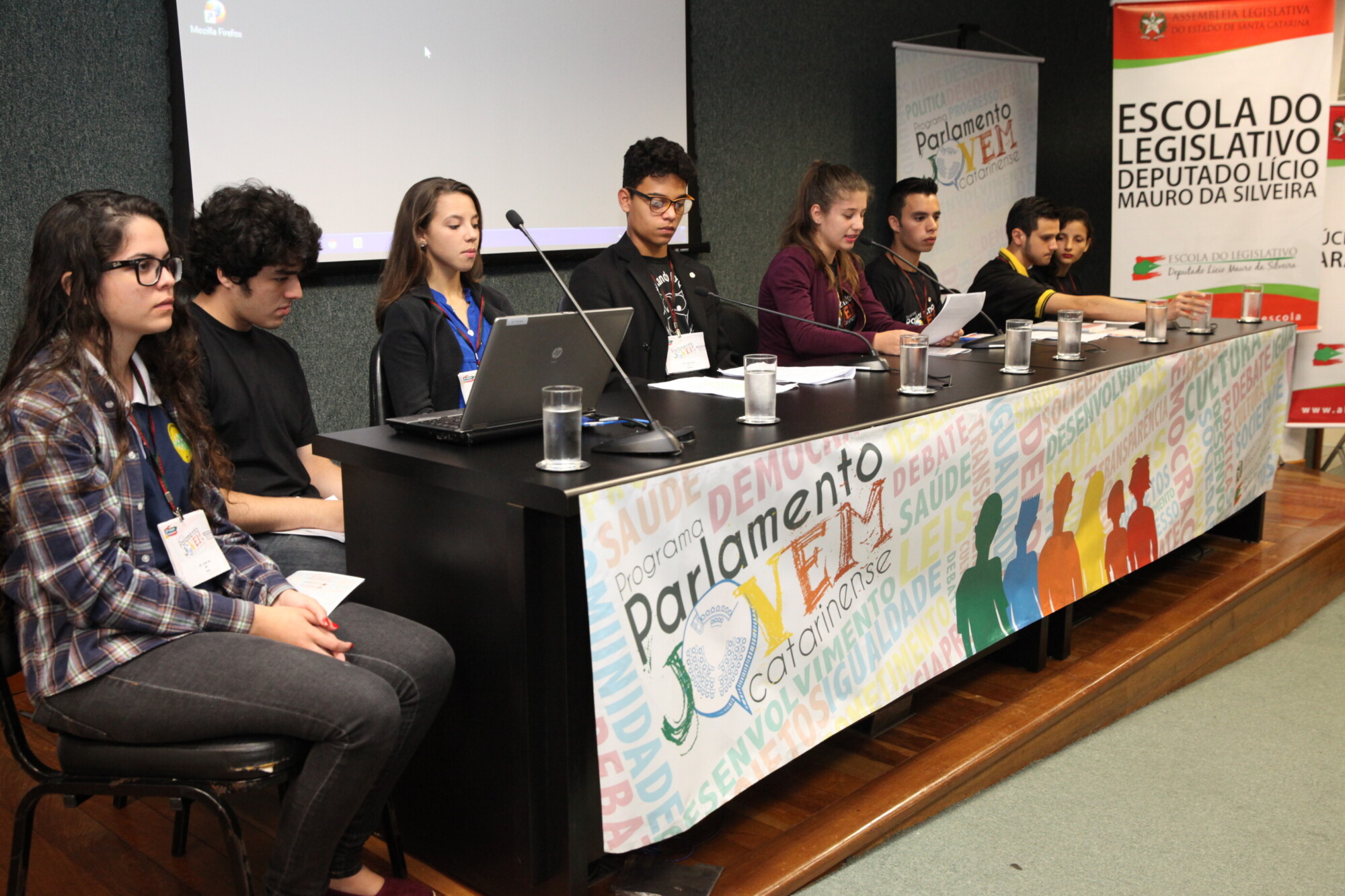 Alunos de oito escolas estão participando da 20º edição do programa