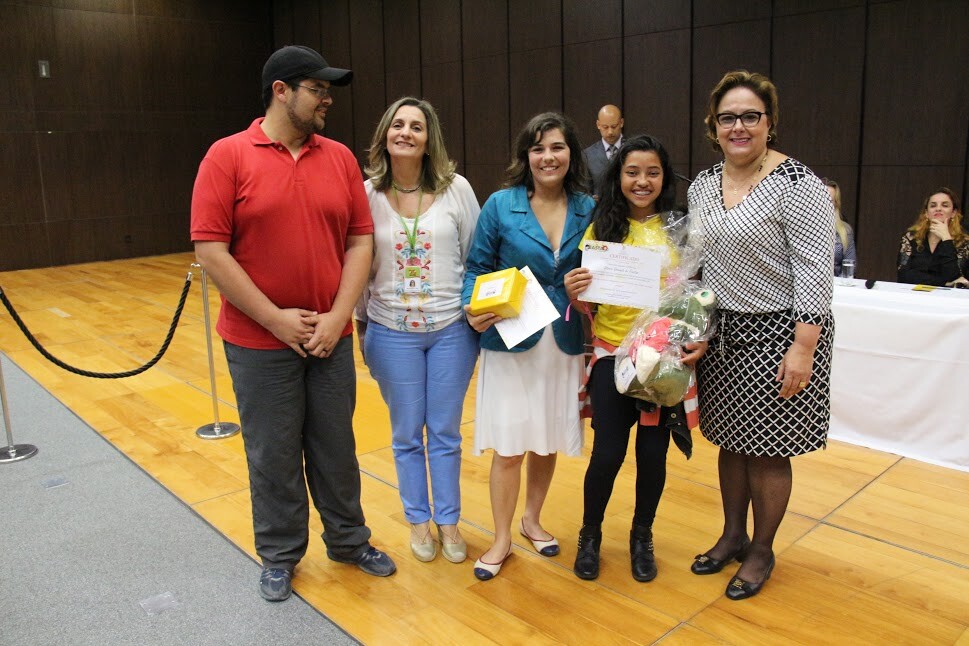 Deputada Dirce Heiderscheidt também participou da premiação aos estudantes. FOTO: Assessoria de Imprensa do Tribunal de Justiça SC