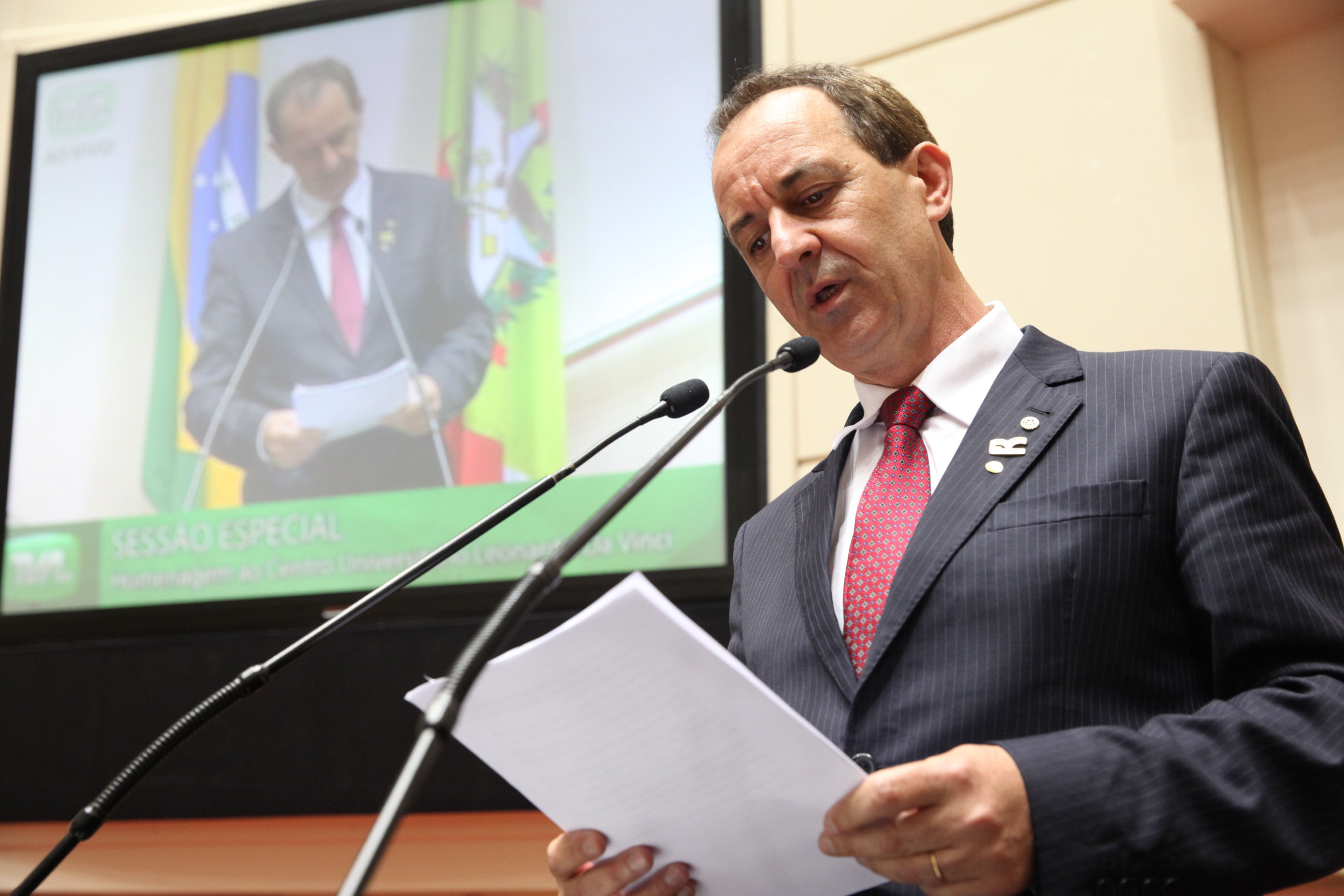 Reitor Hermínio Klock. Sessão Especial em homenagem à passagem de 10 anos da Uniasselvi. Foto: Fábio Queiroz / Agência AL