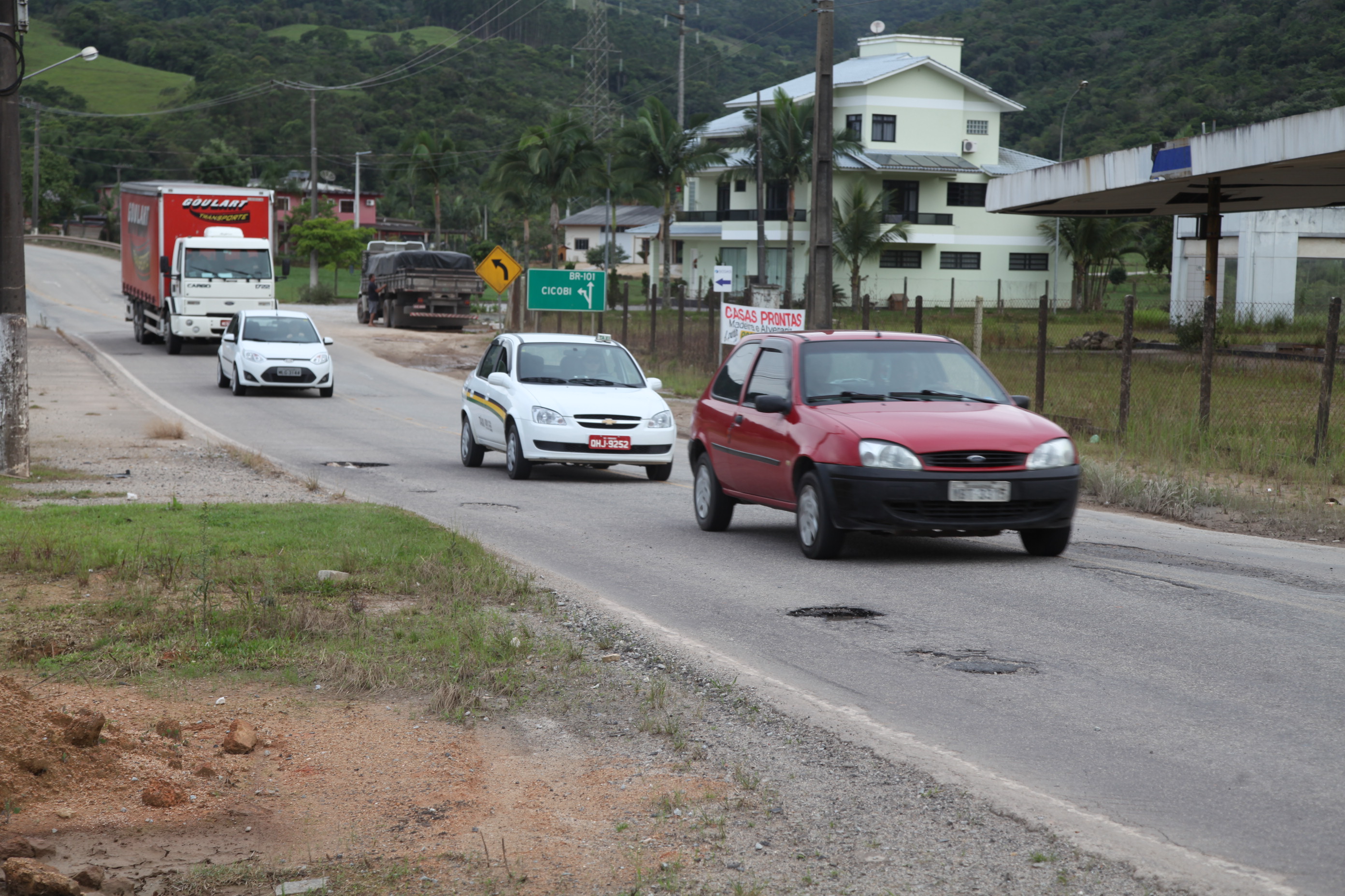 Audiência Pública para tratar a péssima situação da Rodovia SC-407 que liga os municípios de Biguaçu e Antônio Carlos.Foto: Miriam Zomer/Agência AL