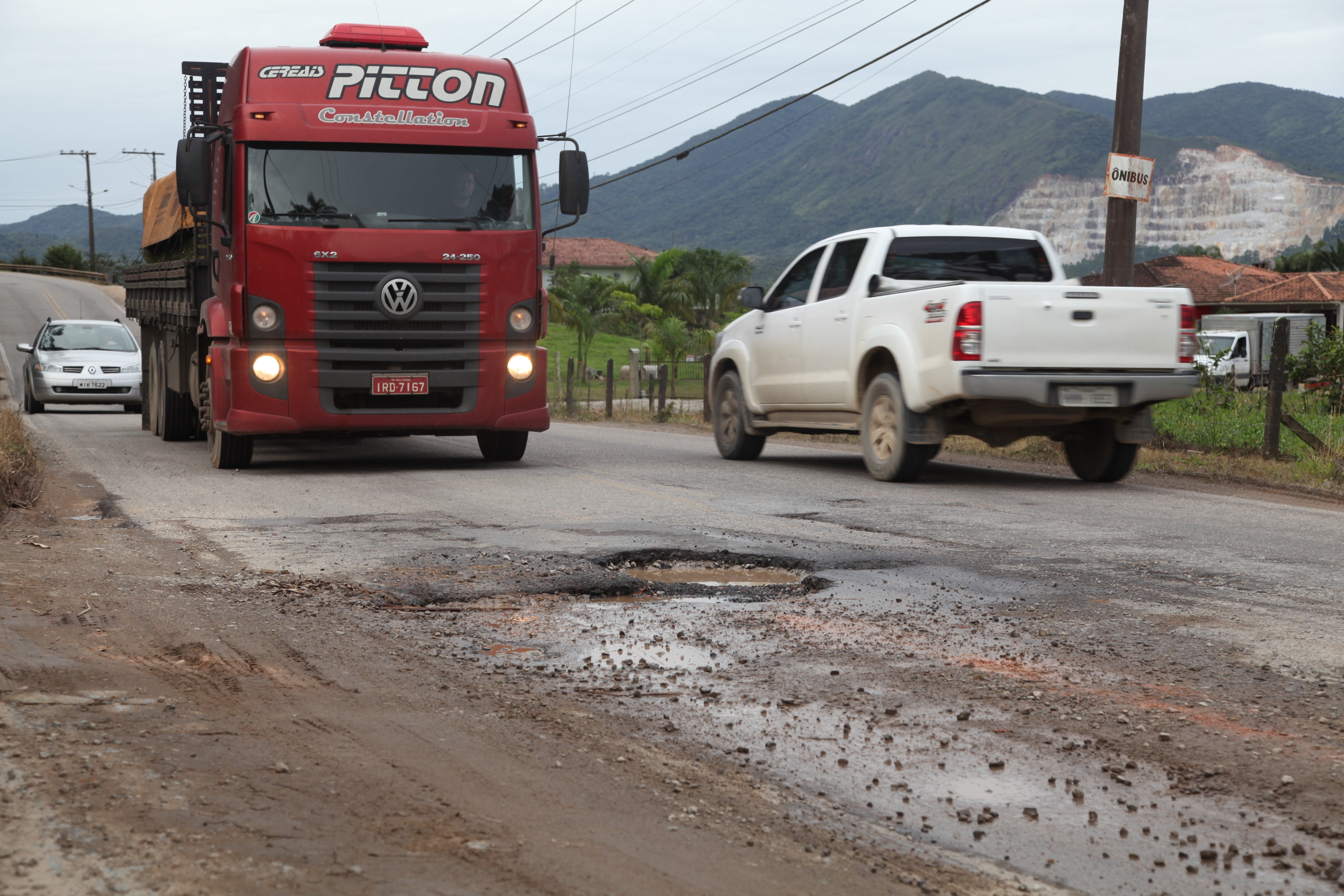 Audiência Pública para tratar a péssima situação da Rodovia SC-407 que liga os municípios de Biguaçu e Antônio Carlos.Foto: Miriam Zomer/Agência AL