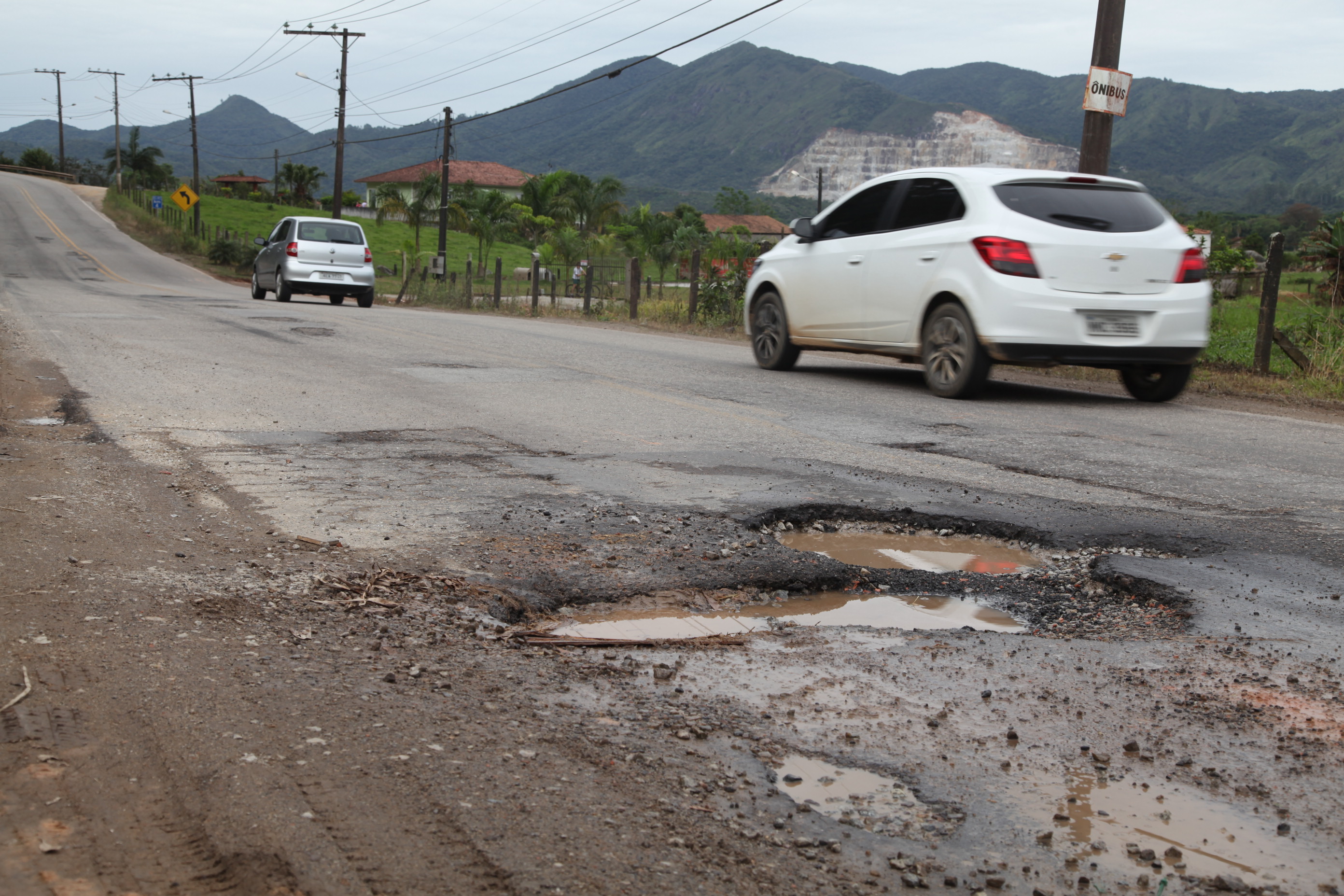 Audiência Pública para tratar a péssima situação da Rodovia SC-407 que liga os municípios de Biguaçu e Antônio Carlos.Foto: Miriam Zomer/Agência AL