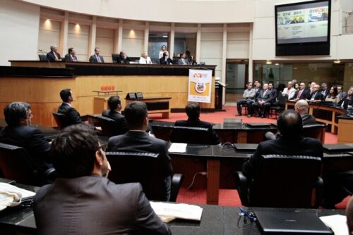 Parlamento celebra 20 anos da Associação de Diários do Interior em sessão especial