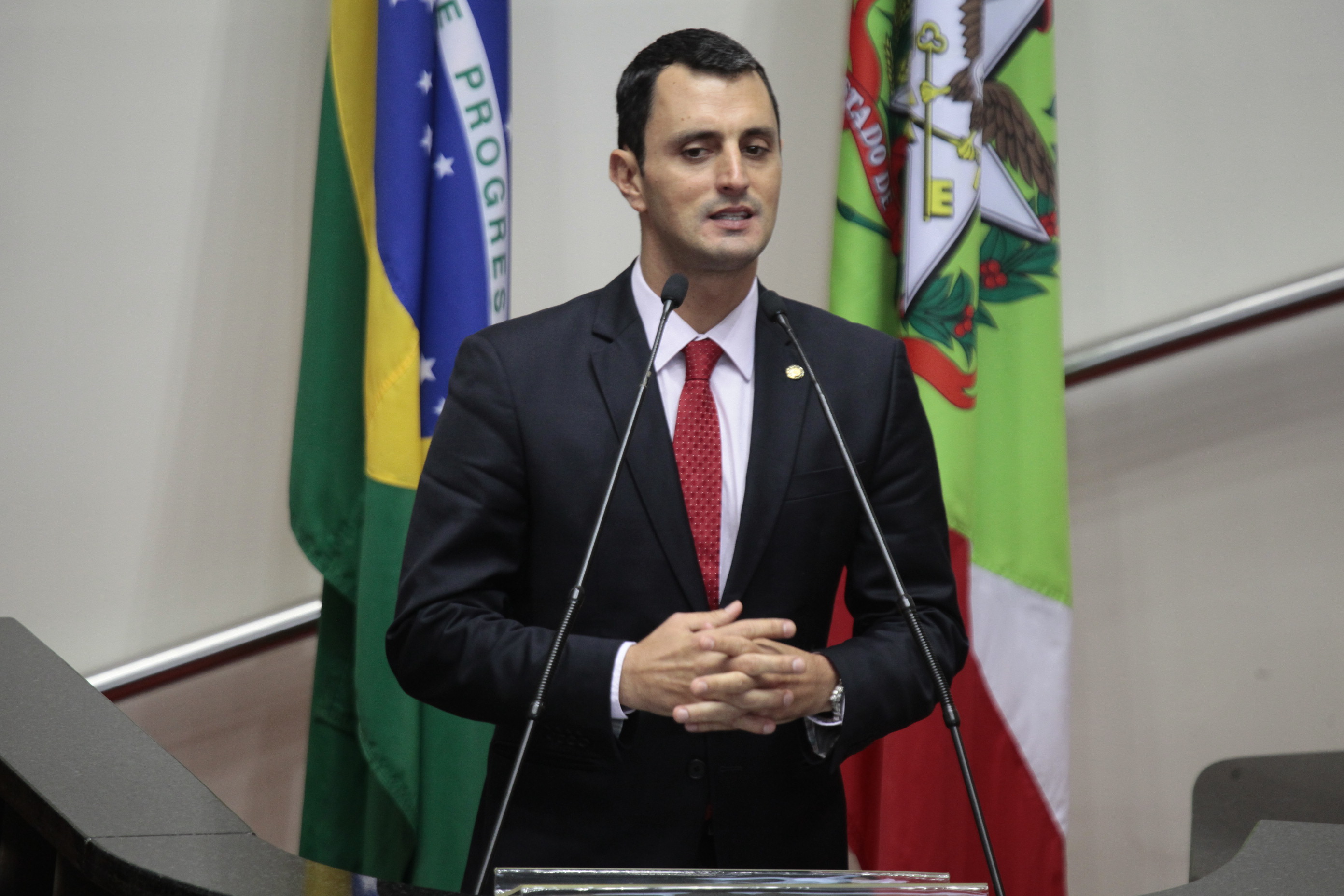 Sessão Ordinária. Deputado João Amin (PP) - Foto: Miriam Zomer/Agência AL