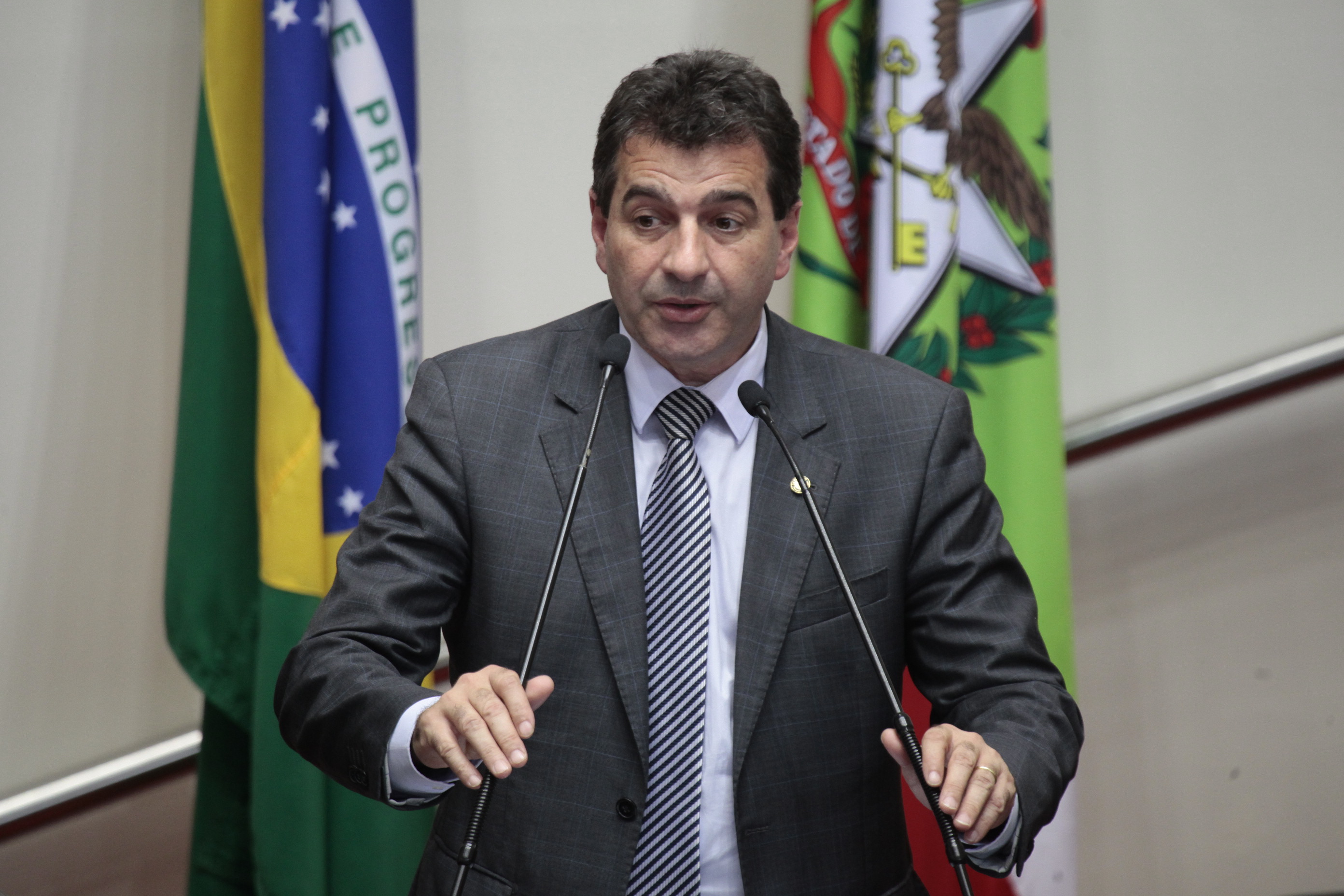 Sessão Ordinária. Deputado Valdir Cobalchini (PMDB) - Foto: Miriam Zomer/Agência AL