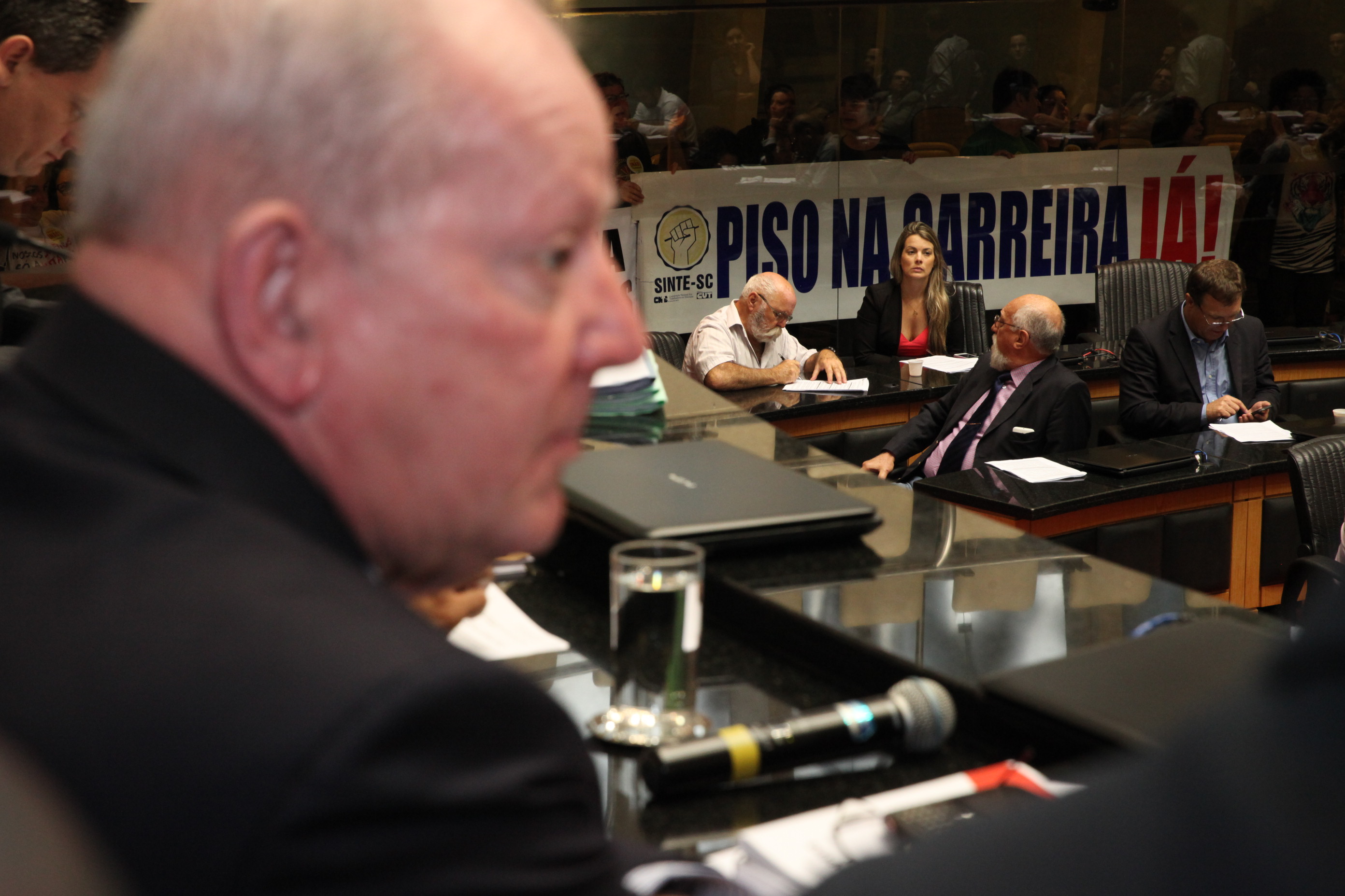 Reunião da Comissão de Constituição e Justiça. Foto: Fábio Queiroz / Agência AL