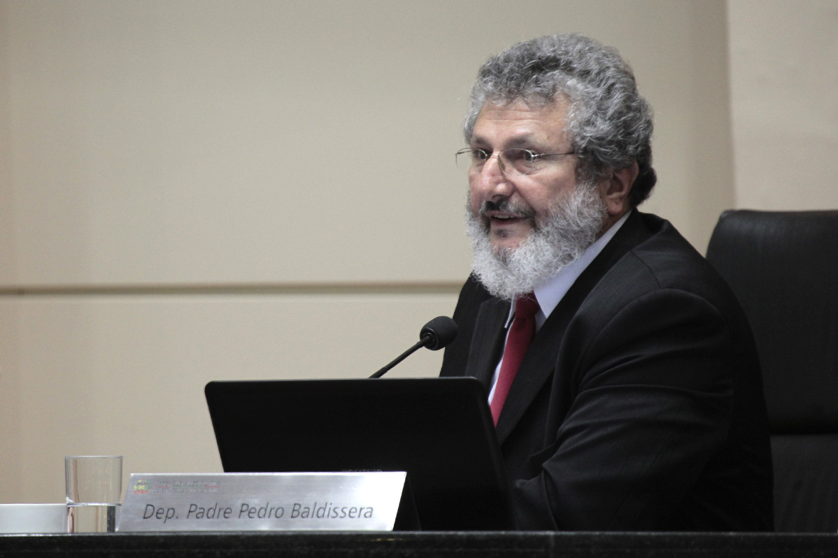 Sessão Ordinária. Deputado Padre Pedro Baldissera (PT) - Foto: Miriam Zomer/Agência AL