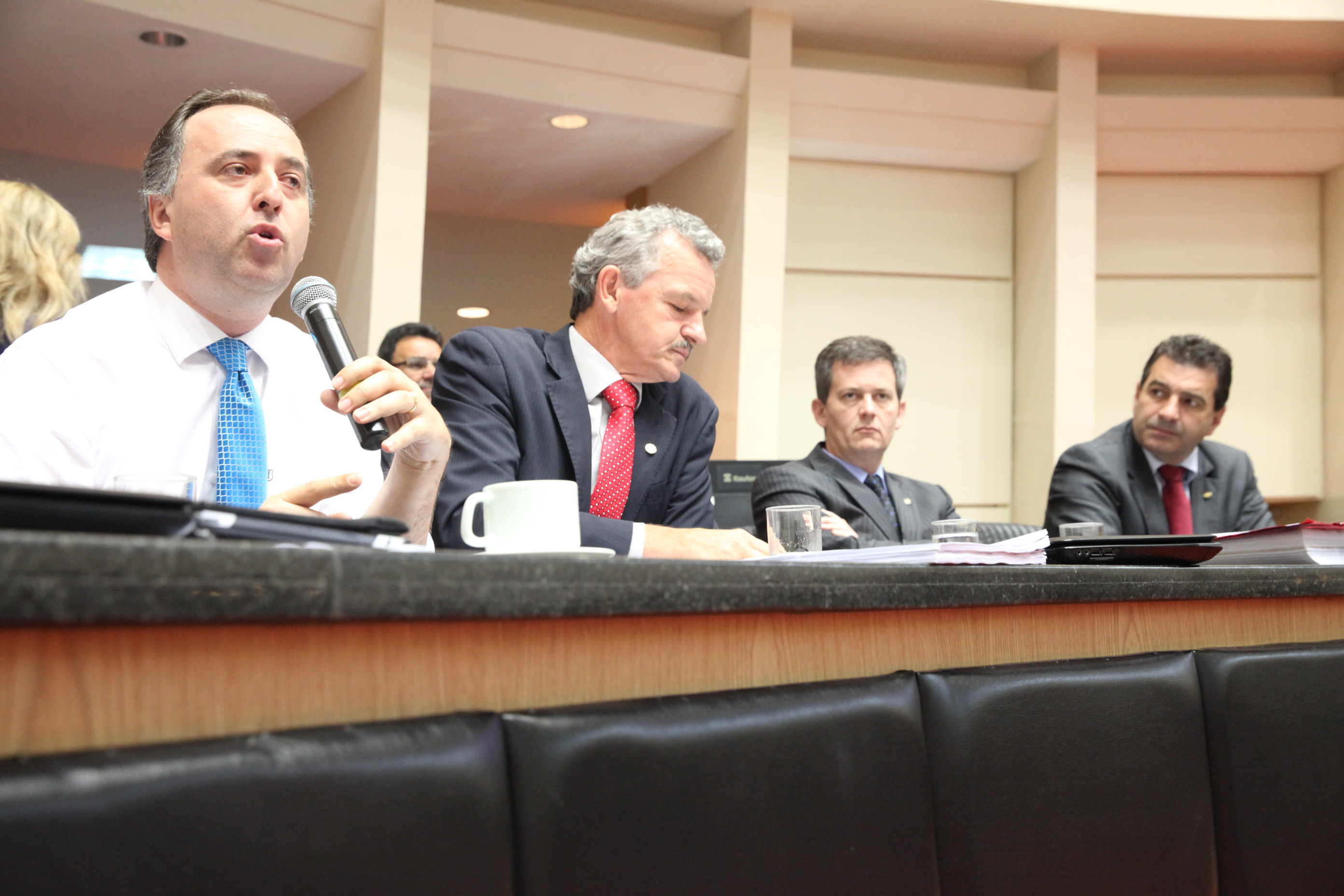 Reunião Conjunta das Comissões de Finanças e Trabalho. Foto: Fábio Queiroz / Agência AL