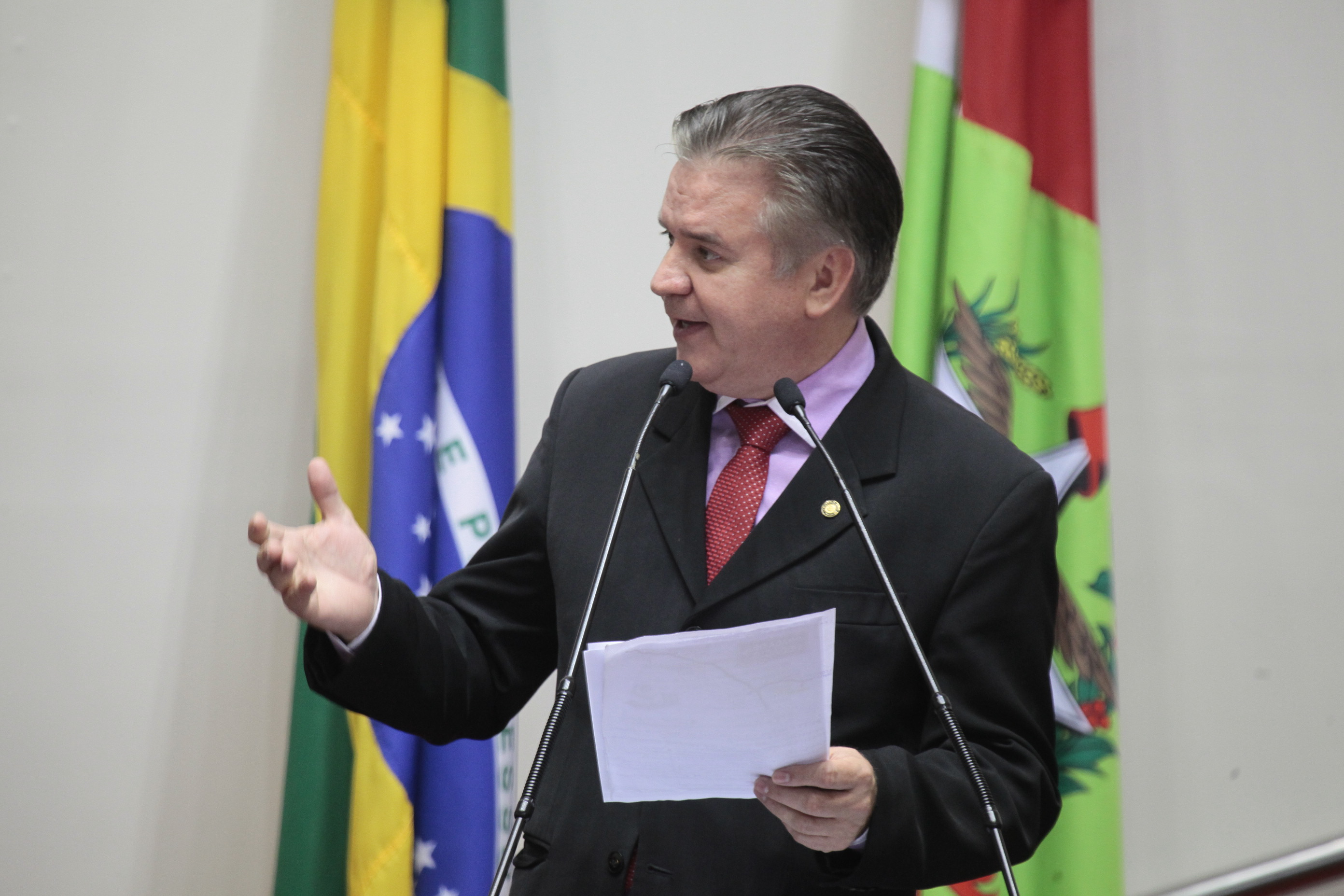Sessão Ordinária. Deputado César Valduga (PCdoB) - Foto: Miriam Zomer/Agência AL