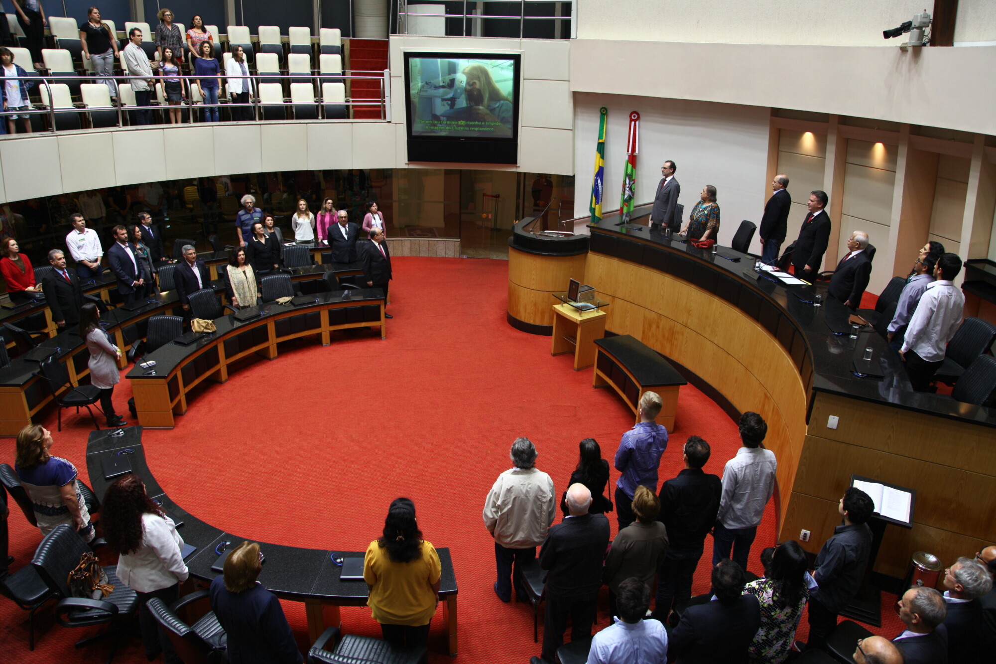 Solenidade celebrou 36 anos da Novembrada e defesa da democracia