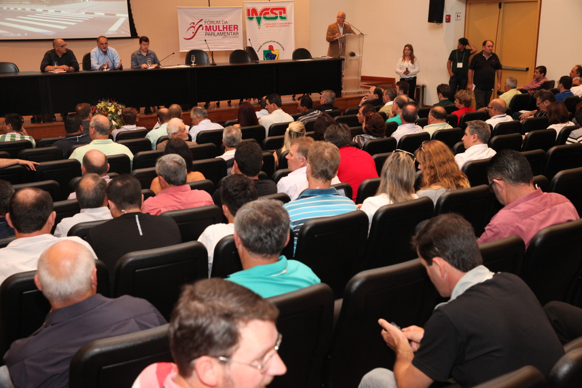 Congresso Estadual da Uvesc encerra com aprovação de moções