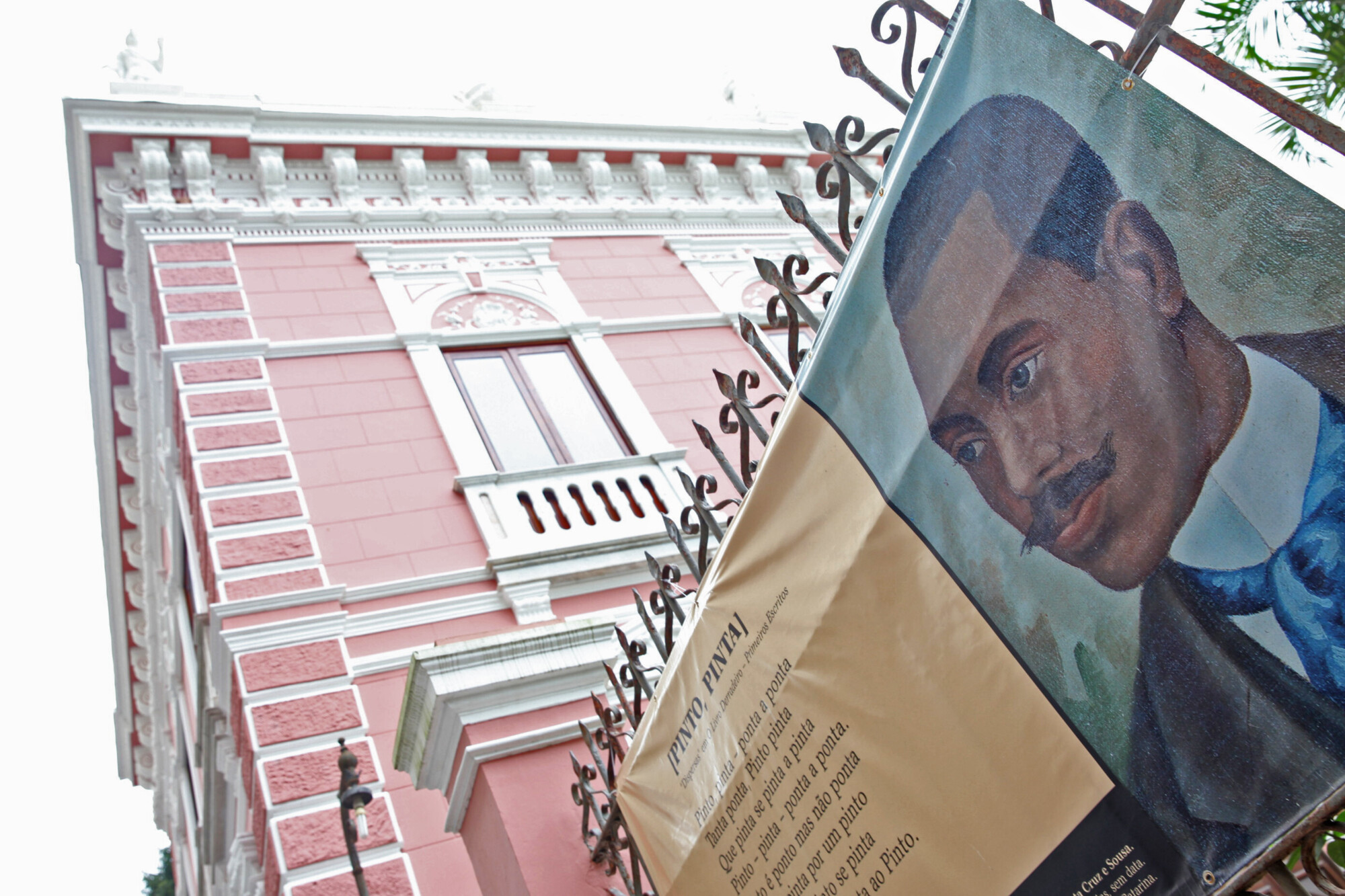 Museu Histórico de Santa Catarina prorroga exposição que homenageia Cruz e Sousa