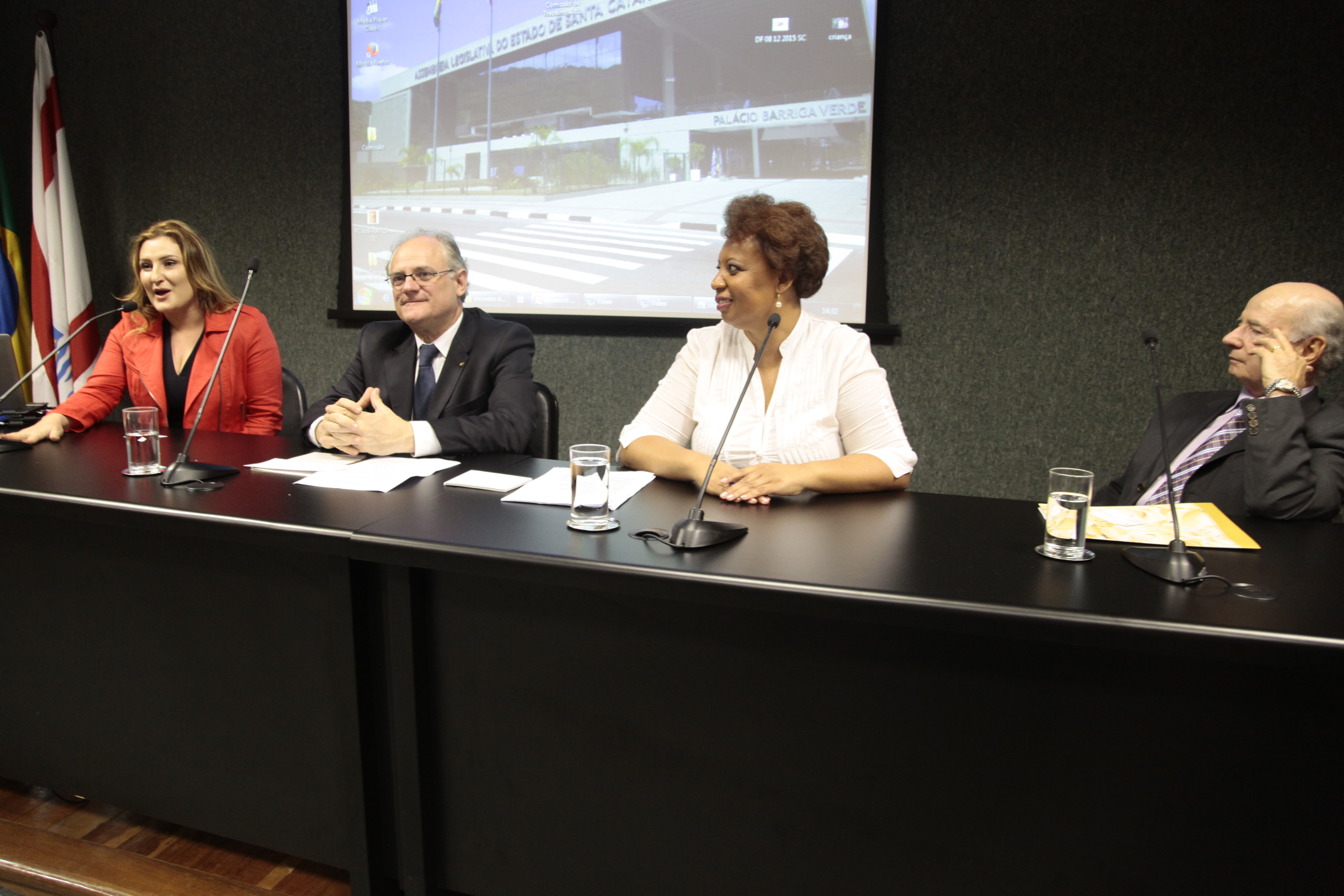 II Encontro das Rosas. Foto: Miriam Zomer/Agência AL