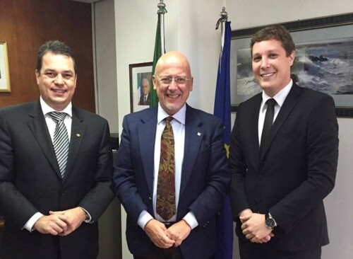 Deputado Rodrigo Minotto visita Cônsul Geral da Itália