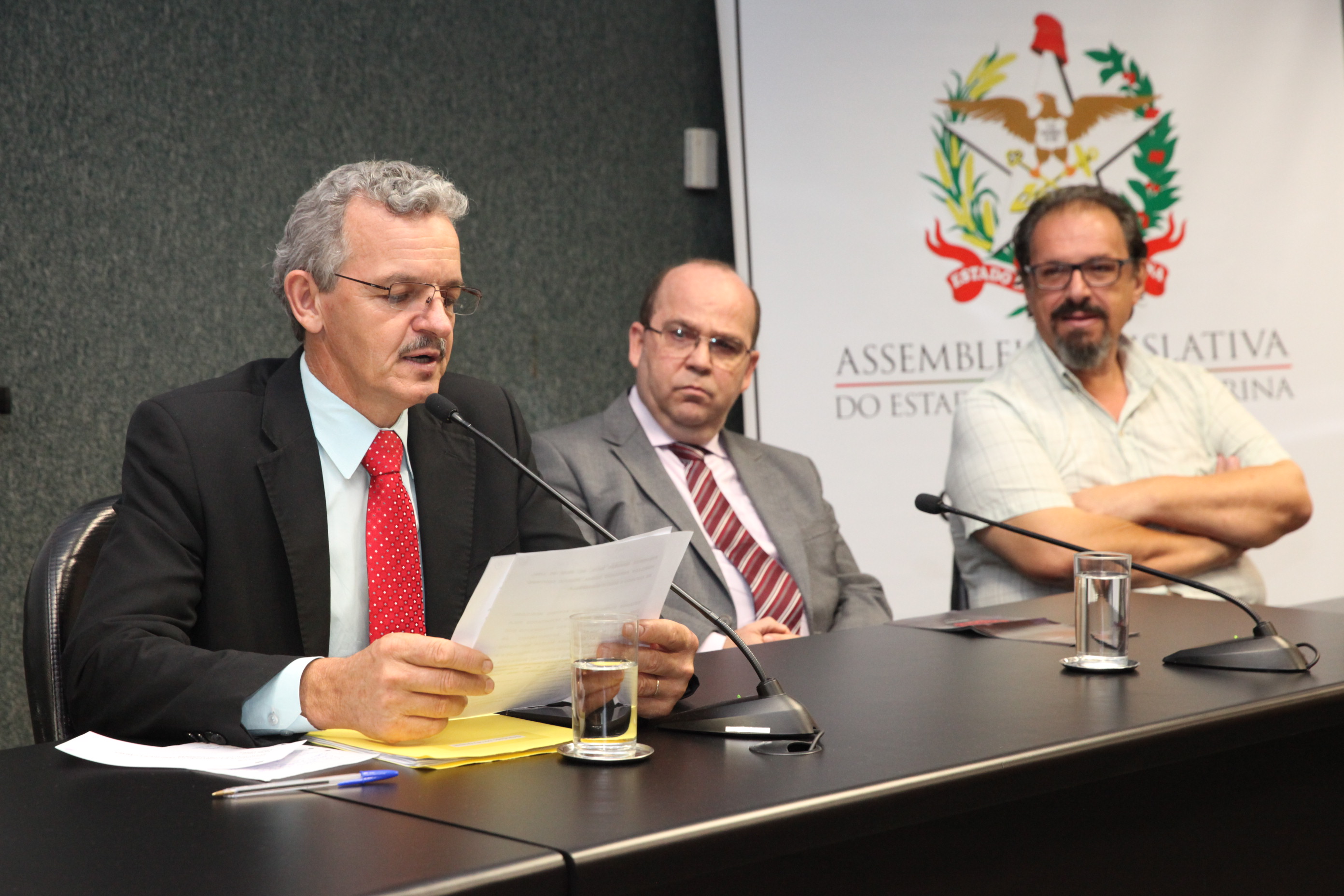 Sessão Especial em homenagem a vítimas da ditadura militar. Foto: Fábio Queiroz / Agência AL