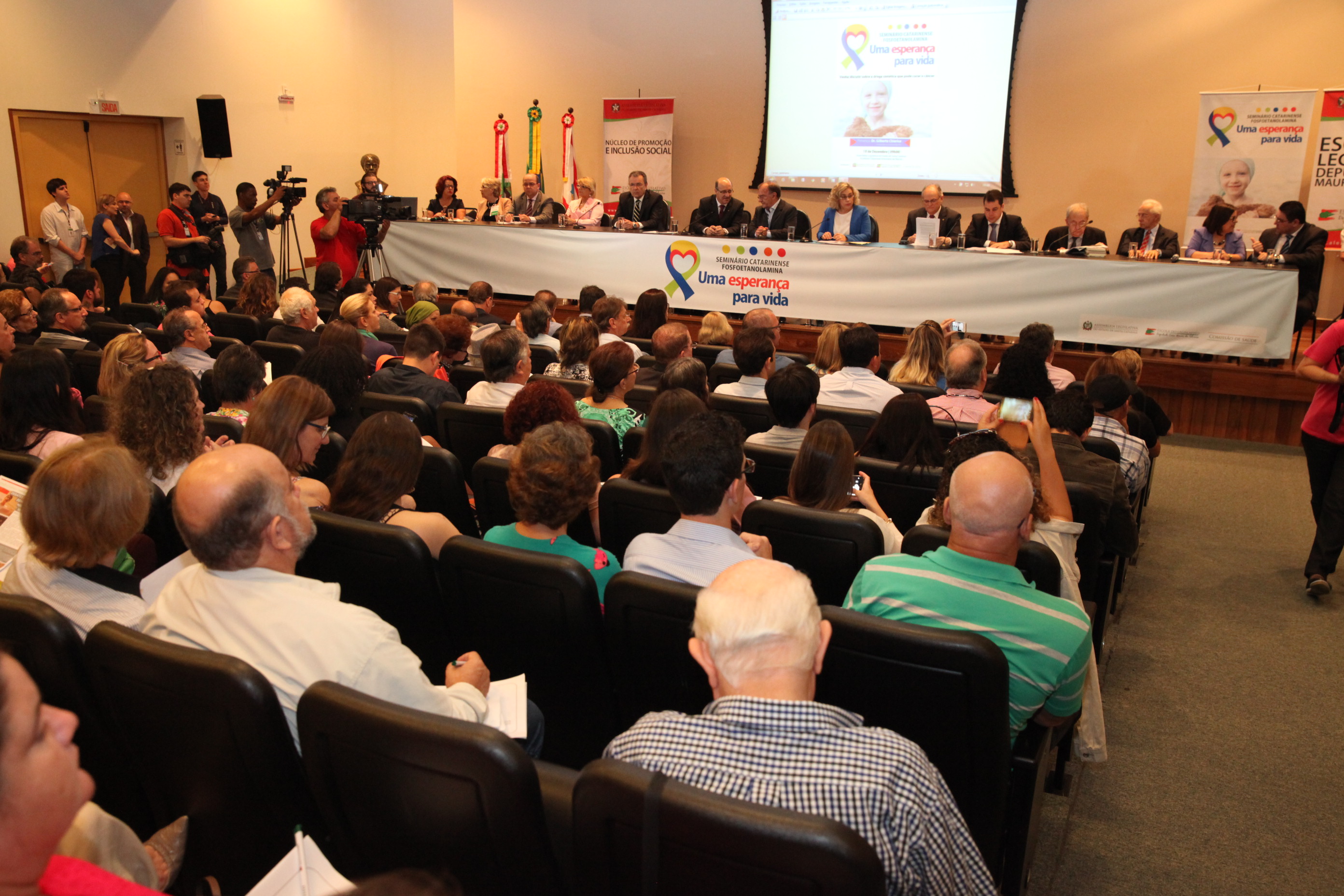 Comissão de Saúde promove seminário sobre a fosfoetanolamina. Foto: Fábio Queiroz / Agência AL