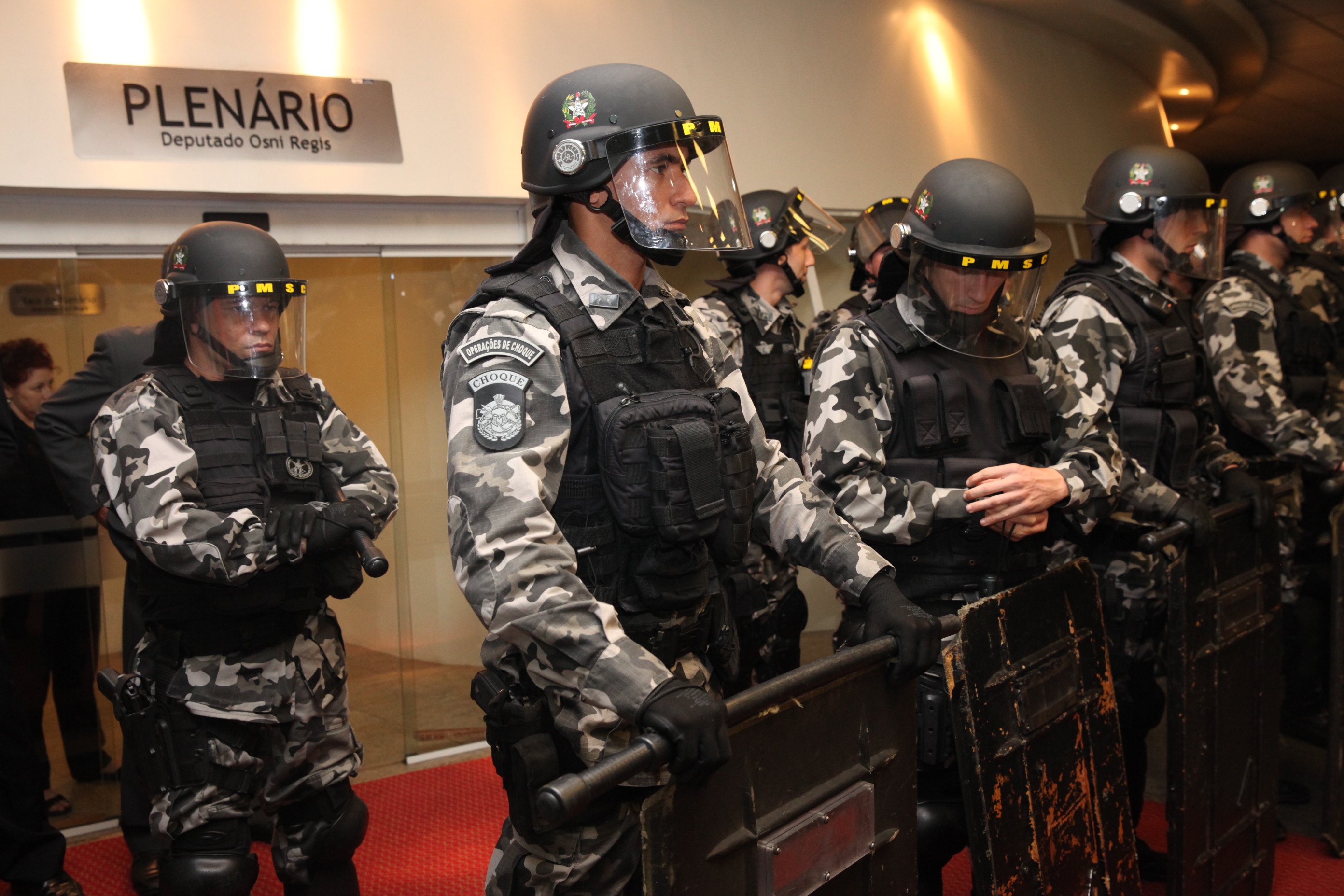 Manisfestação dos Servidores no Hall. Foto: Fábio Queiroz / Agência AL