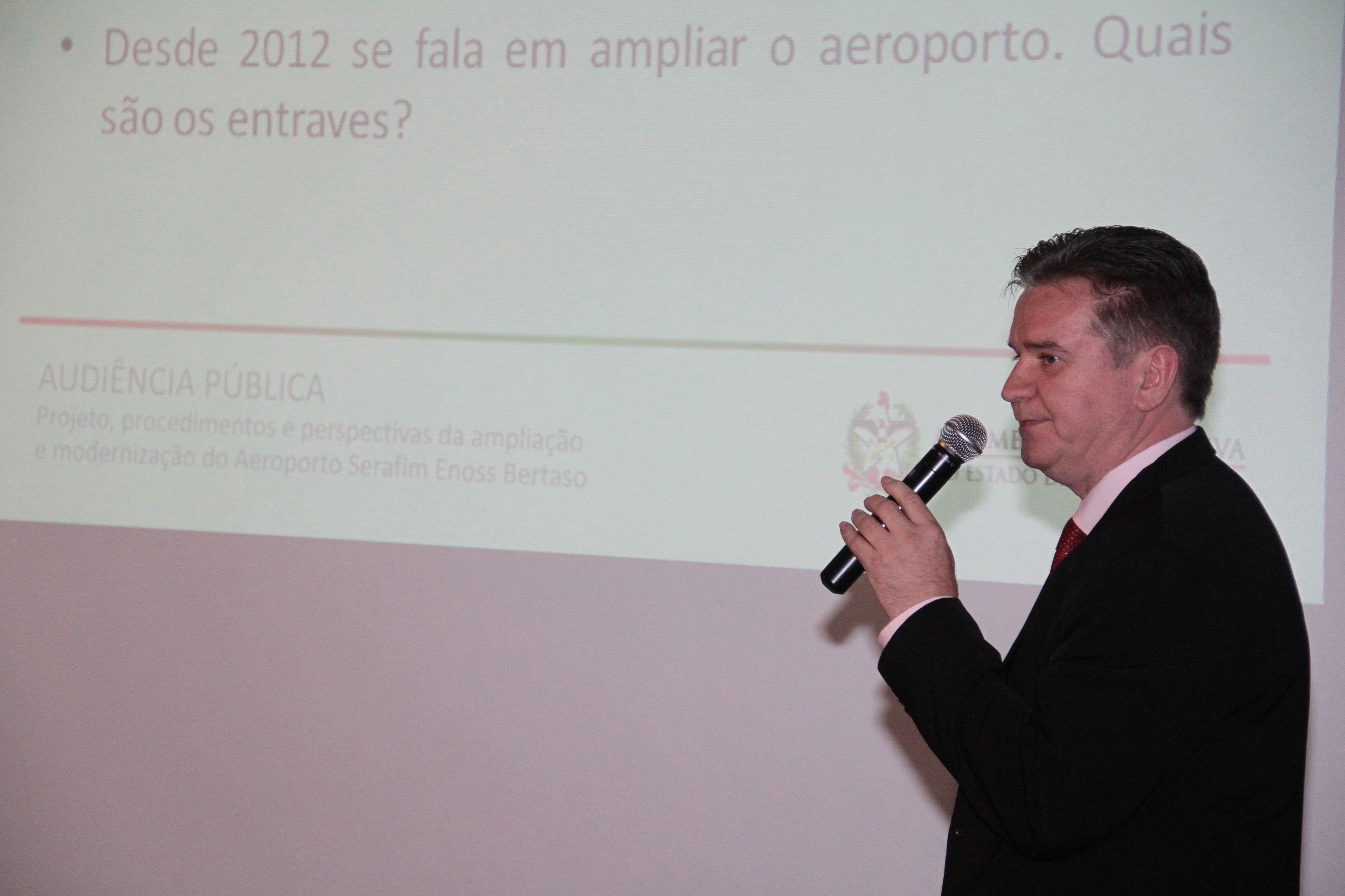 Audiência Pública debate a modernização do Aeroporto Serafin Enoss Bertaso de Chapecó. Foto: Miriam Zome/Agência AL