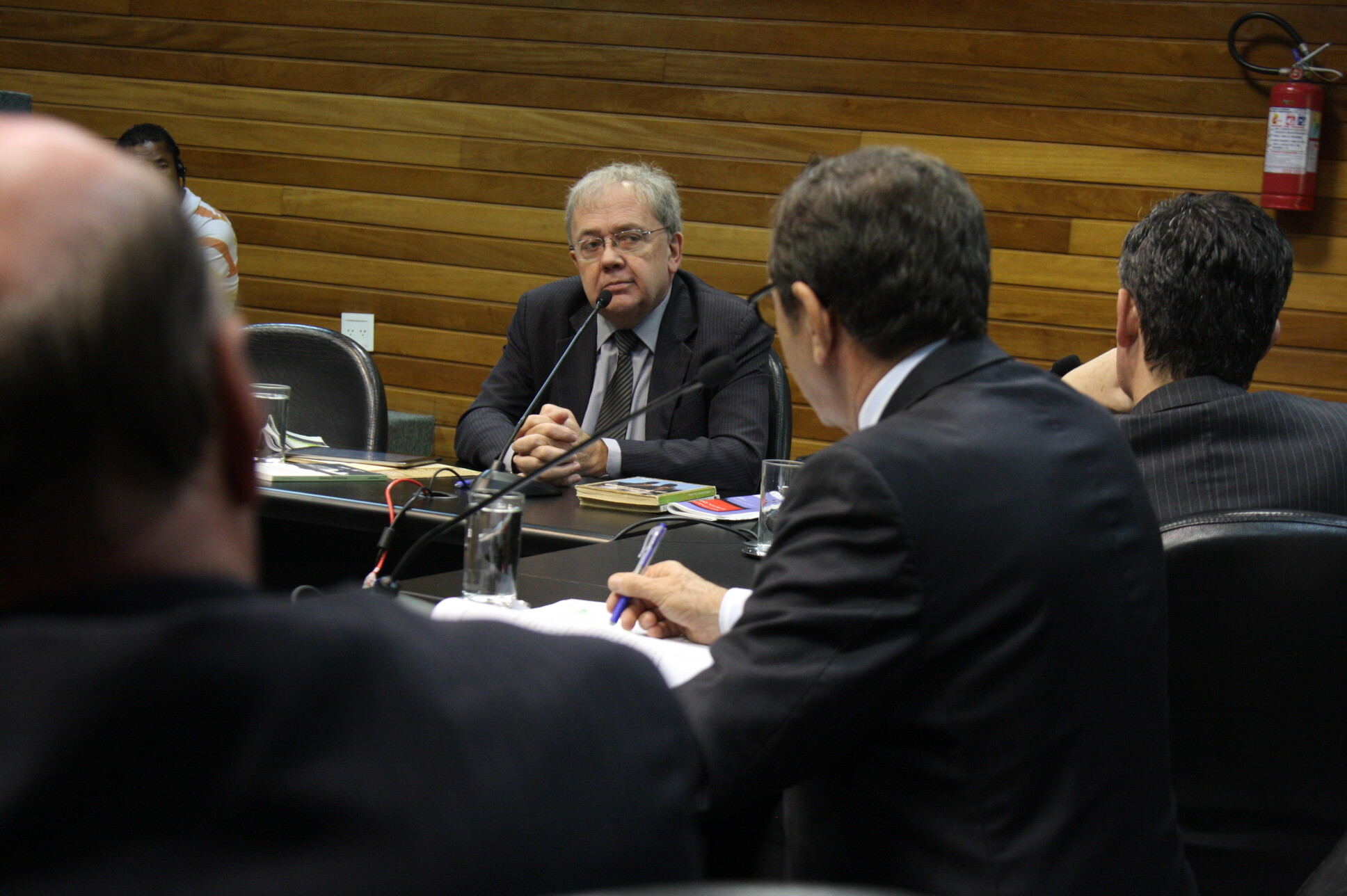 Deputado Fernando Coruja (PMDB) foi o relator da matéria   na comissão