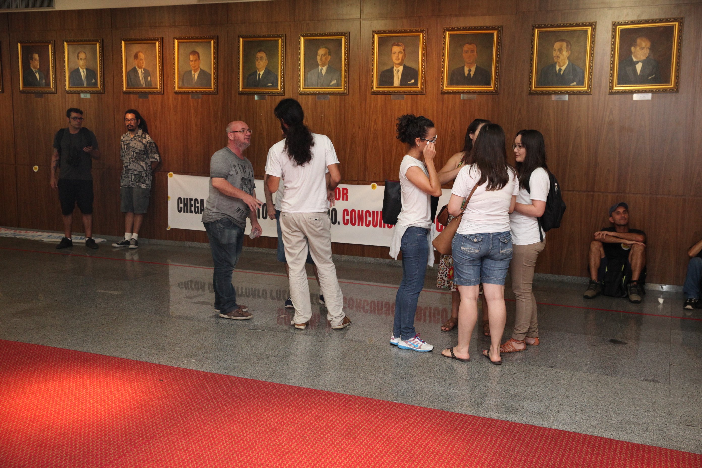 Servidores acompanham  reunião da Comissão de Finanças. Foto: Fábio Queiroz / Agência AL