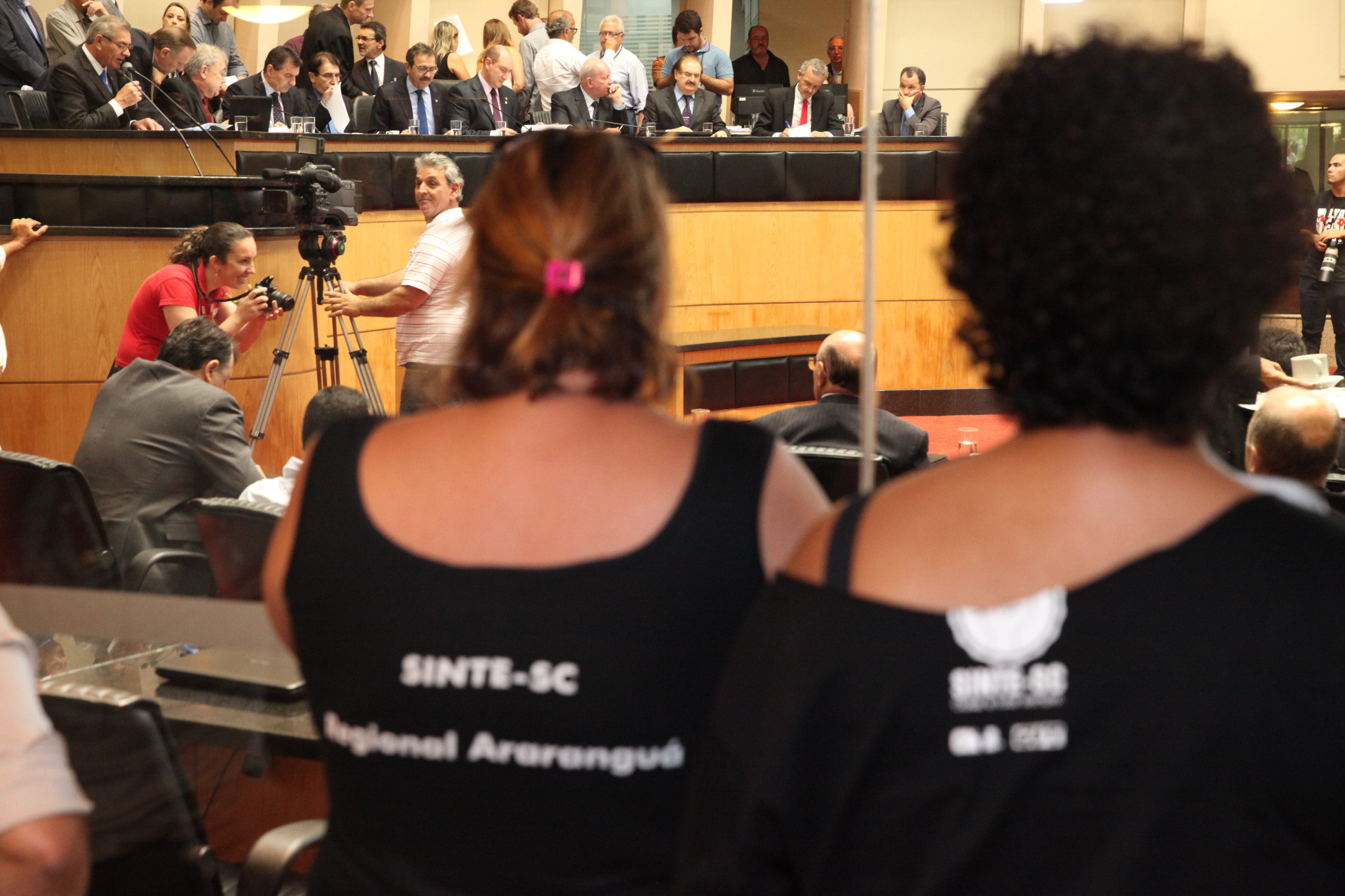 Servidores acompanham Reunião Conjunta das Comissões de Finanças, Trabalho e CCJ. Foto: Fábio Queiroz / Agência AL