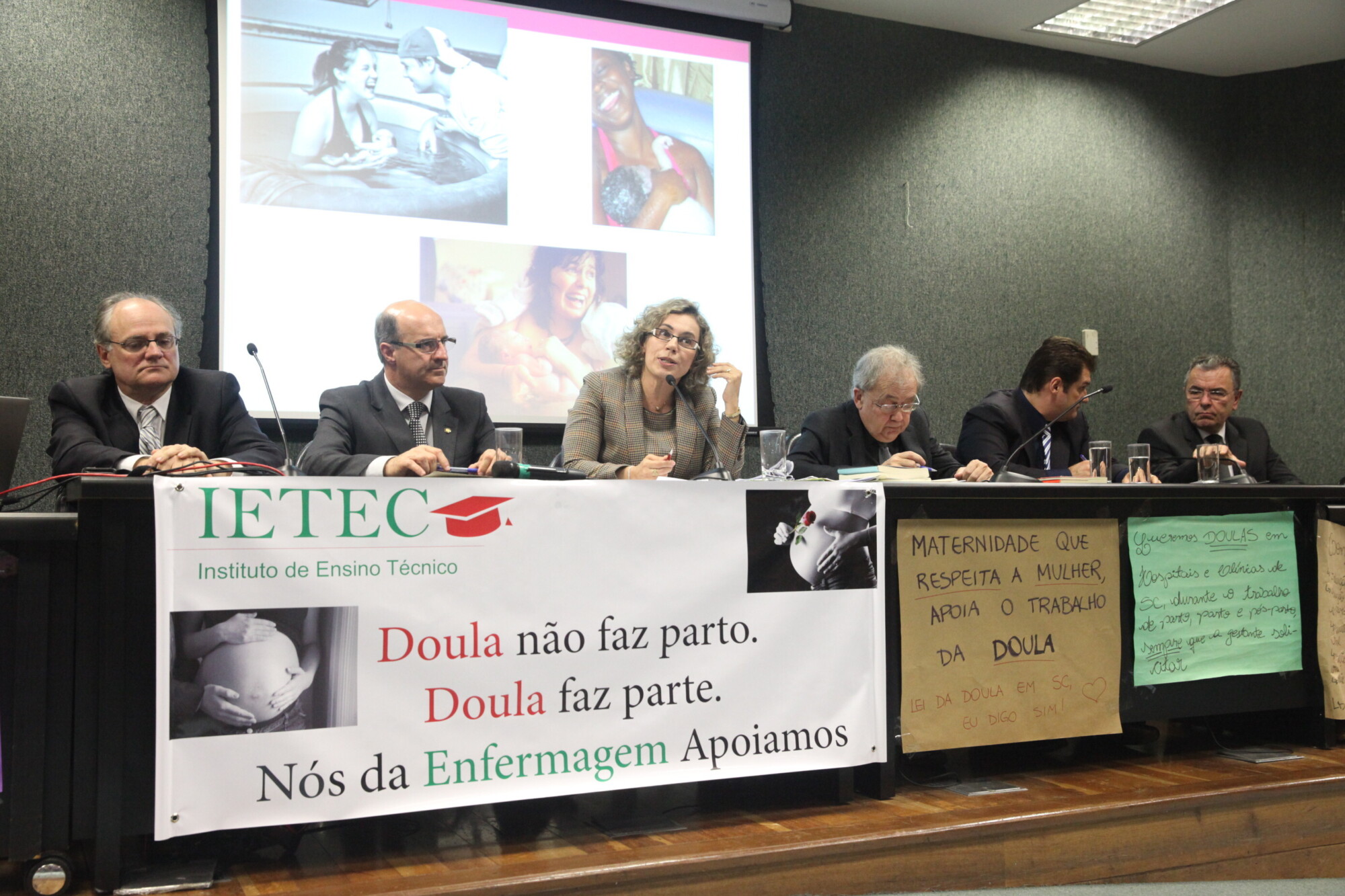 Projeto que deu origem à lei foi amplamente discutido pelos deputados em 2015