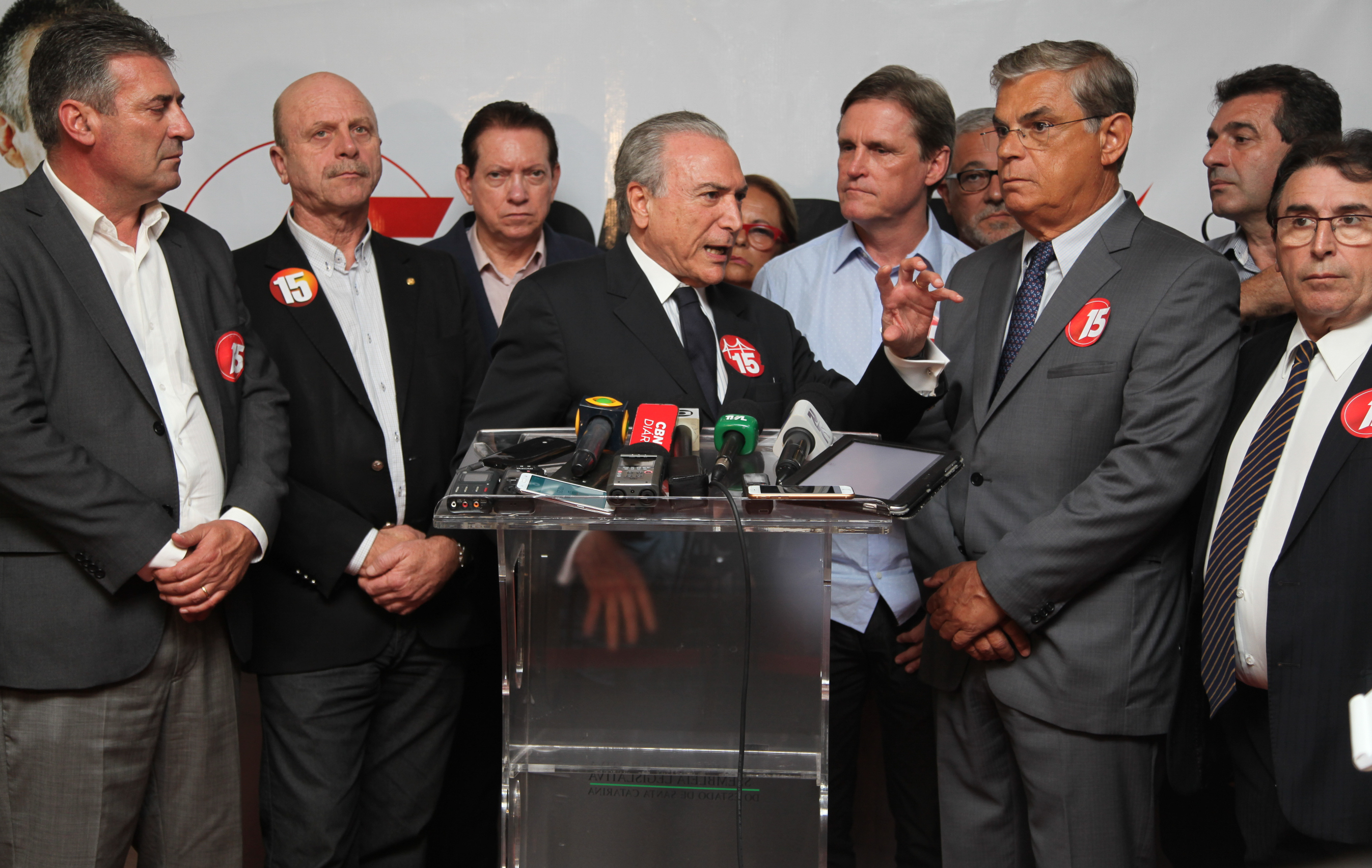 Entrevista Coletiva com o Vive-Presidente da República, Michel Temer.