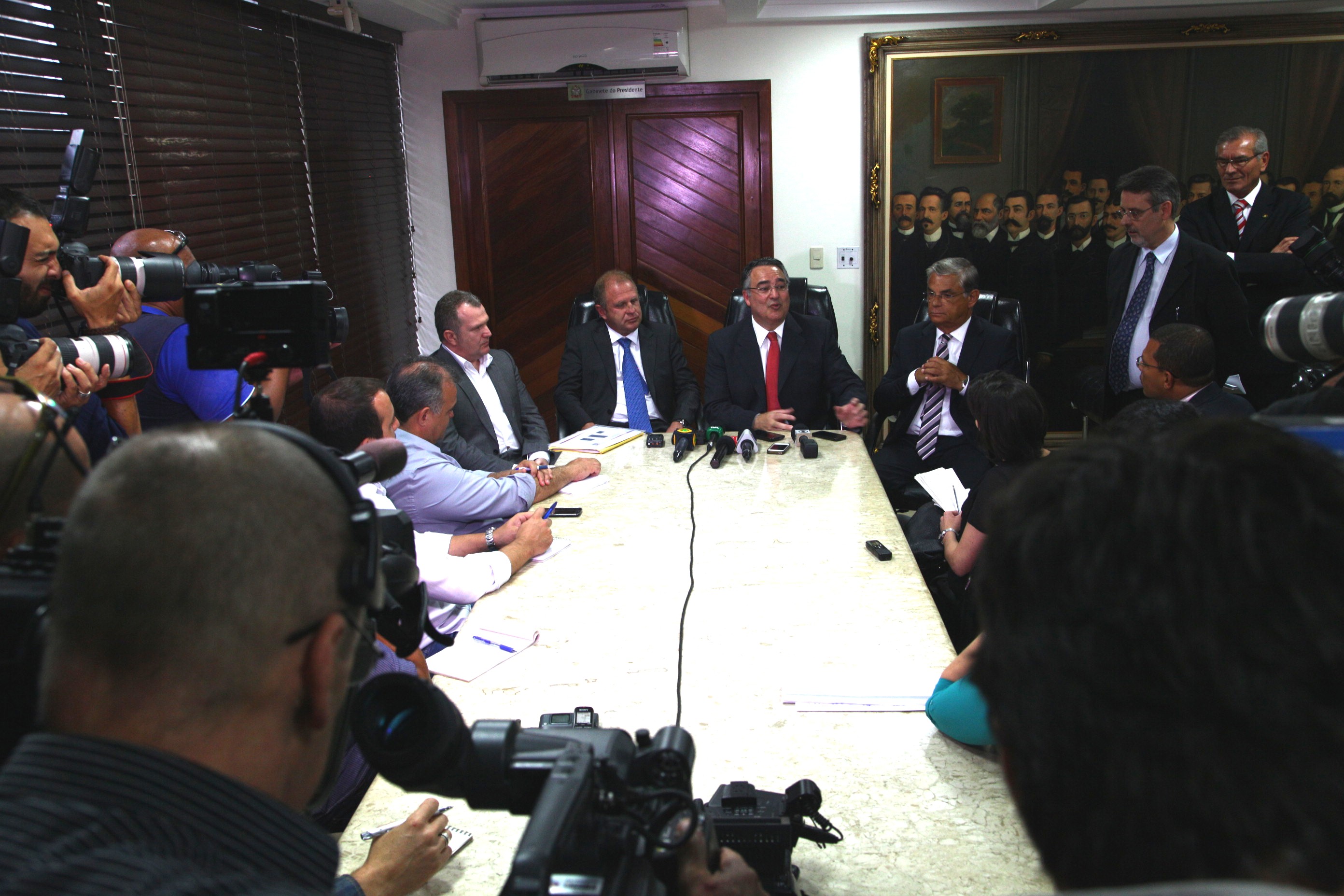 Coletiva do Governador Raimundo Colombo