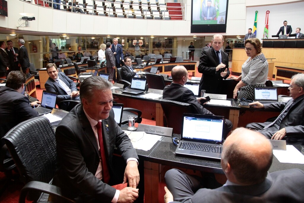 Assembleia Legislativa retoma sessões ordinárias nesta quarta-feira (3)