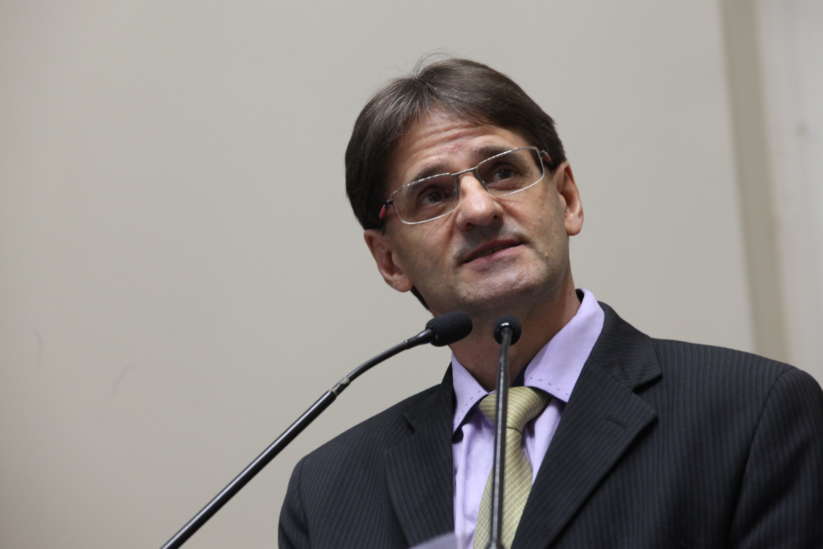 Sessão Ordinária da Assembleia Legislativa do Estado de Santa Catarina. Deputado Neodi Saretta (PT)