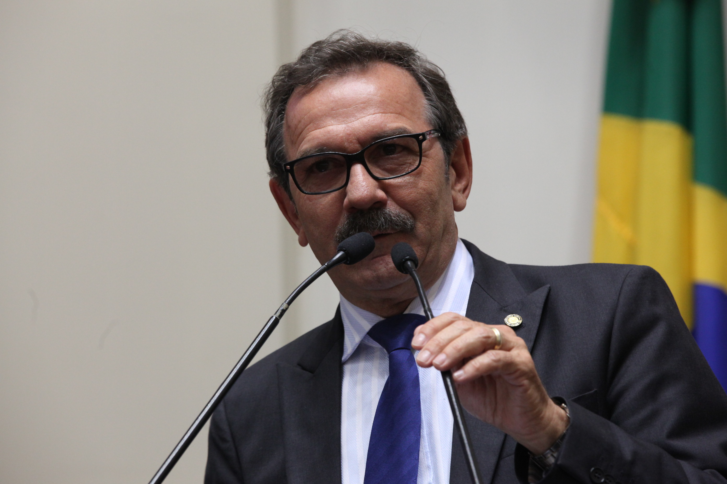 Sessão Ordinária da Assembleia Legislativa do Estado de Santa Catarina. Deputado Serafim Venzon (PSDB)