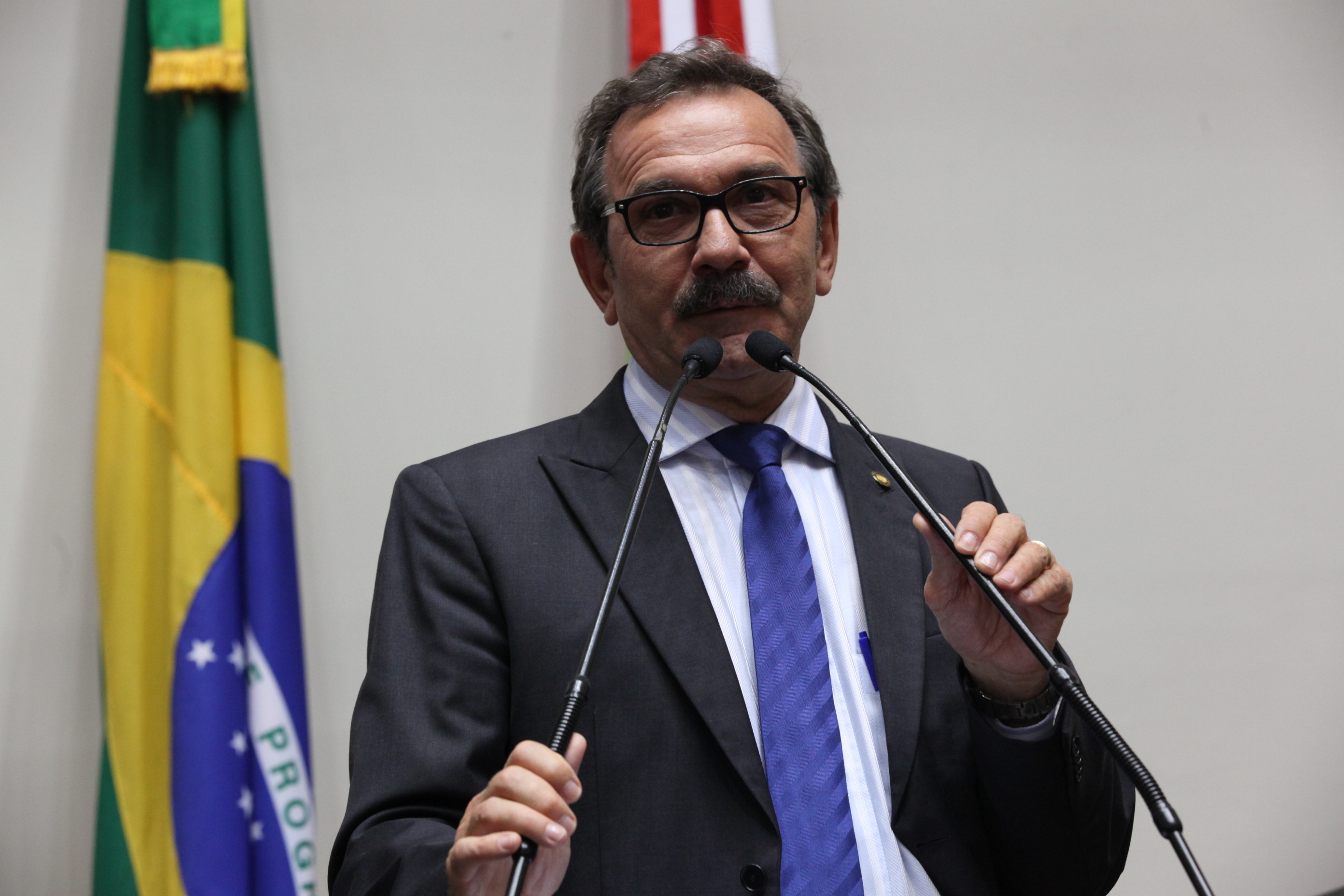 Sessão Ordinária da Assembleia Legislativa do Estado de Santa Catarina. Deputado Serafim Venzon (PSDB)