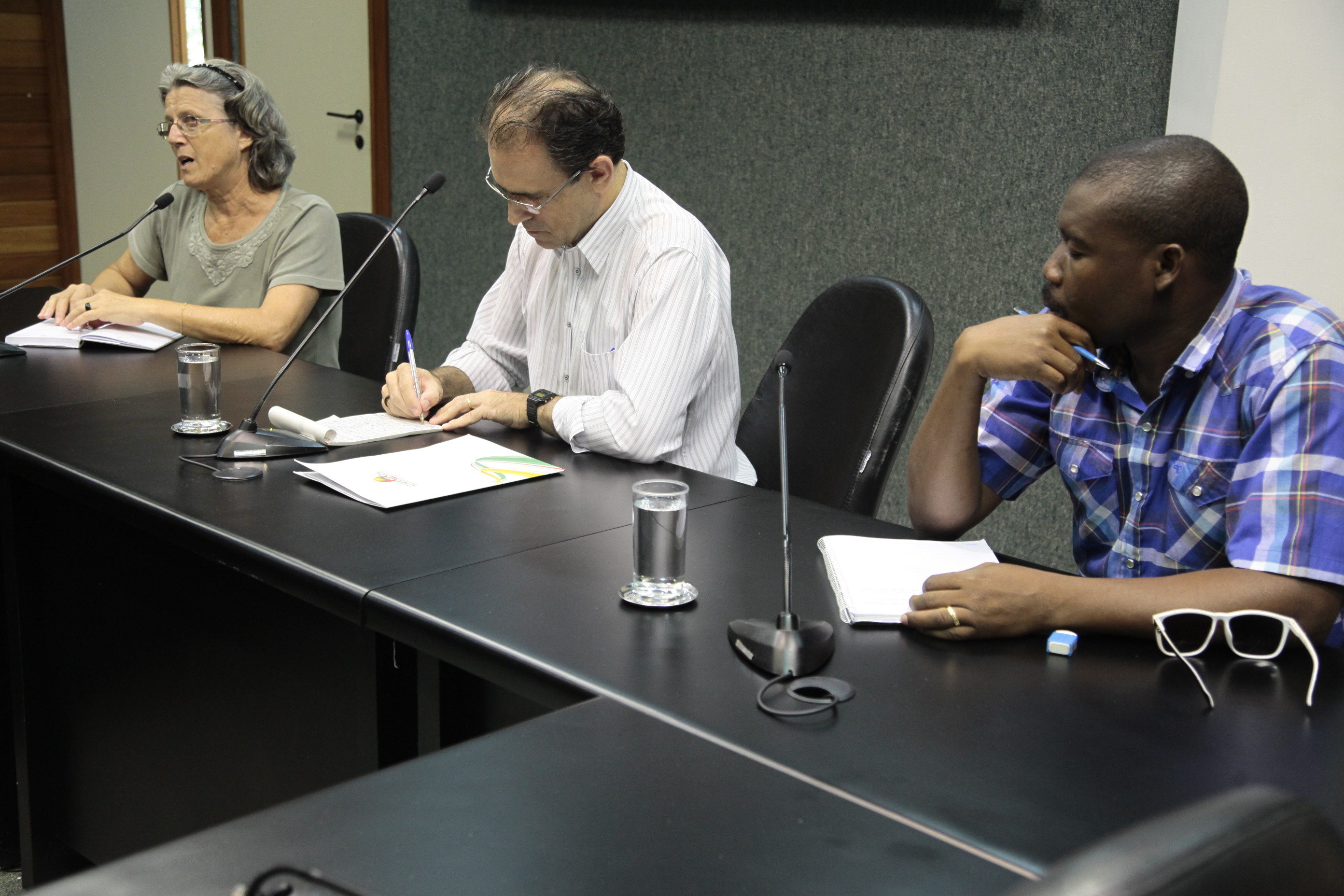 Reunião do Grupo de Trabalho dos Imigrantes organizado pela Comissão dos Direitos Humanos.