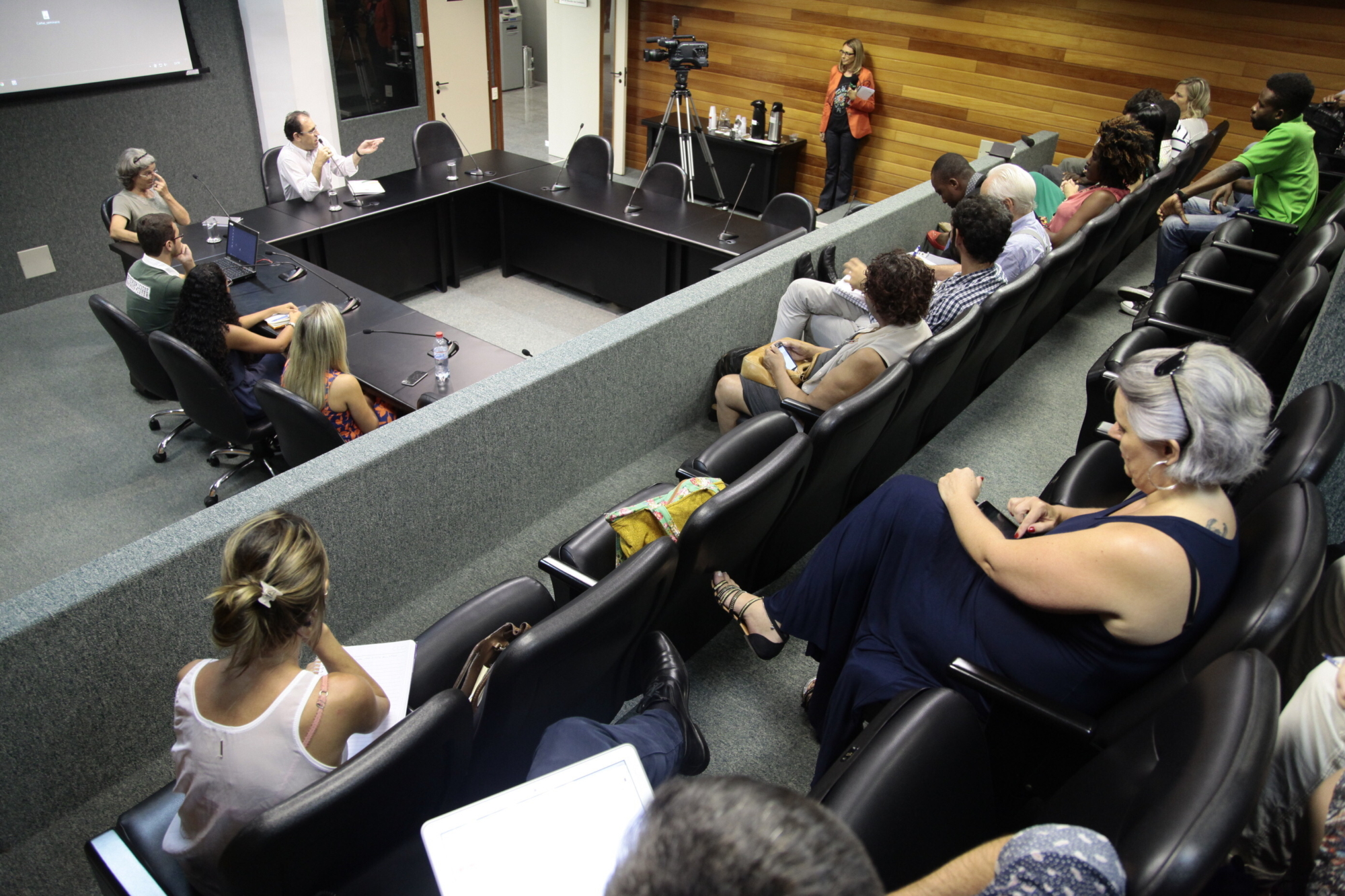 Estado vai instalar centro para atendimento de imigrantes e refugiados