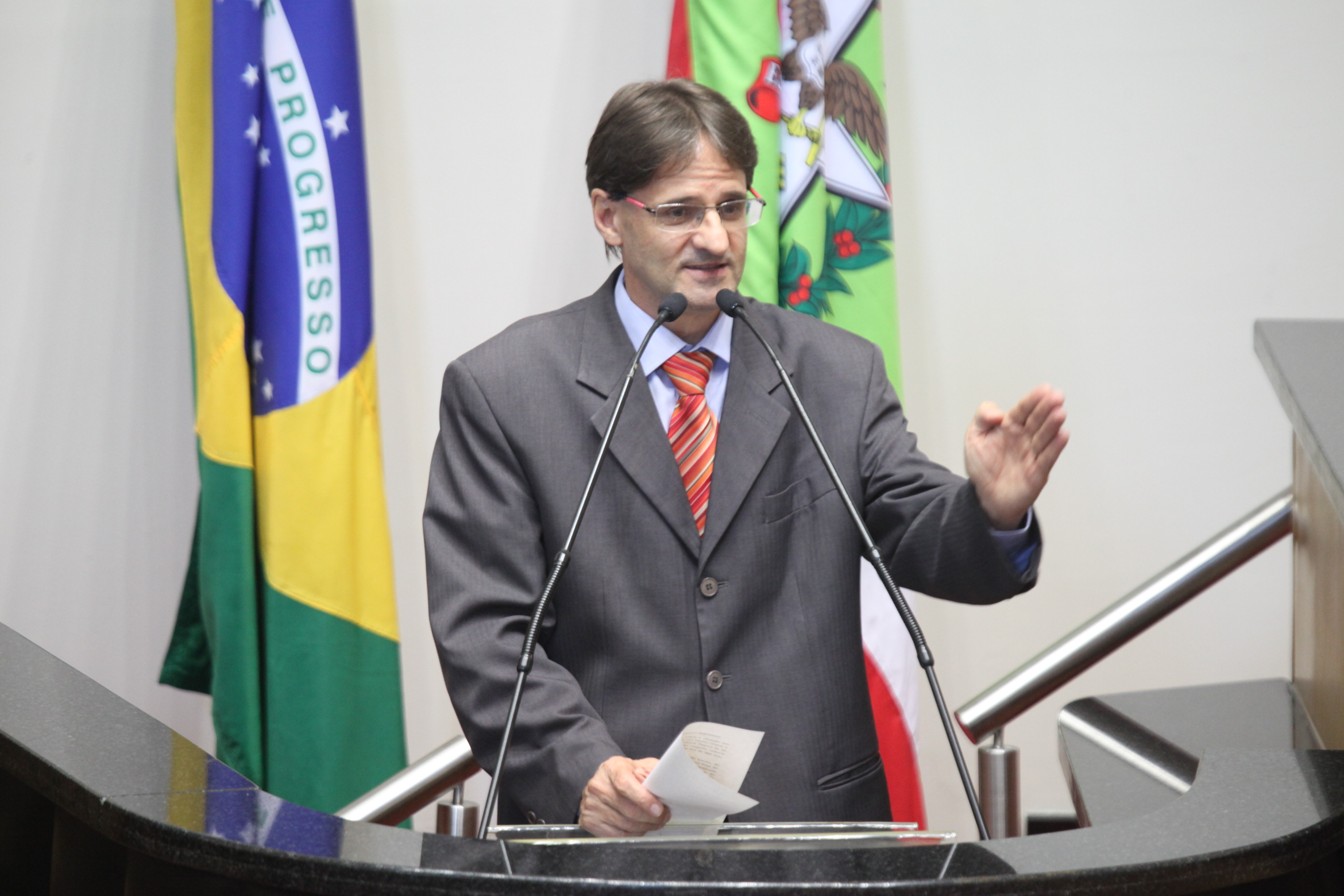 Sessão Ordinária. Deputado Neodi Saretta (PT) - Foto: Solon Soares