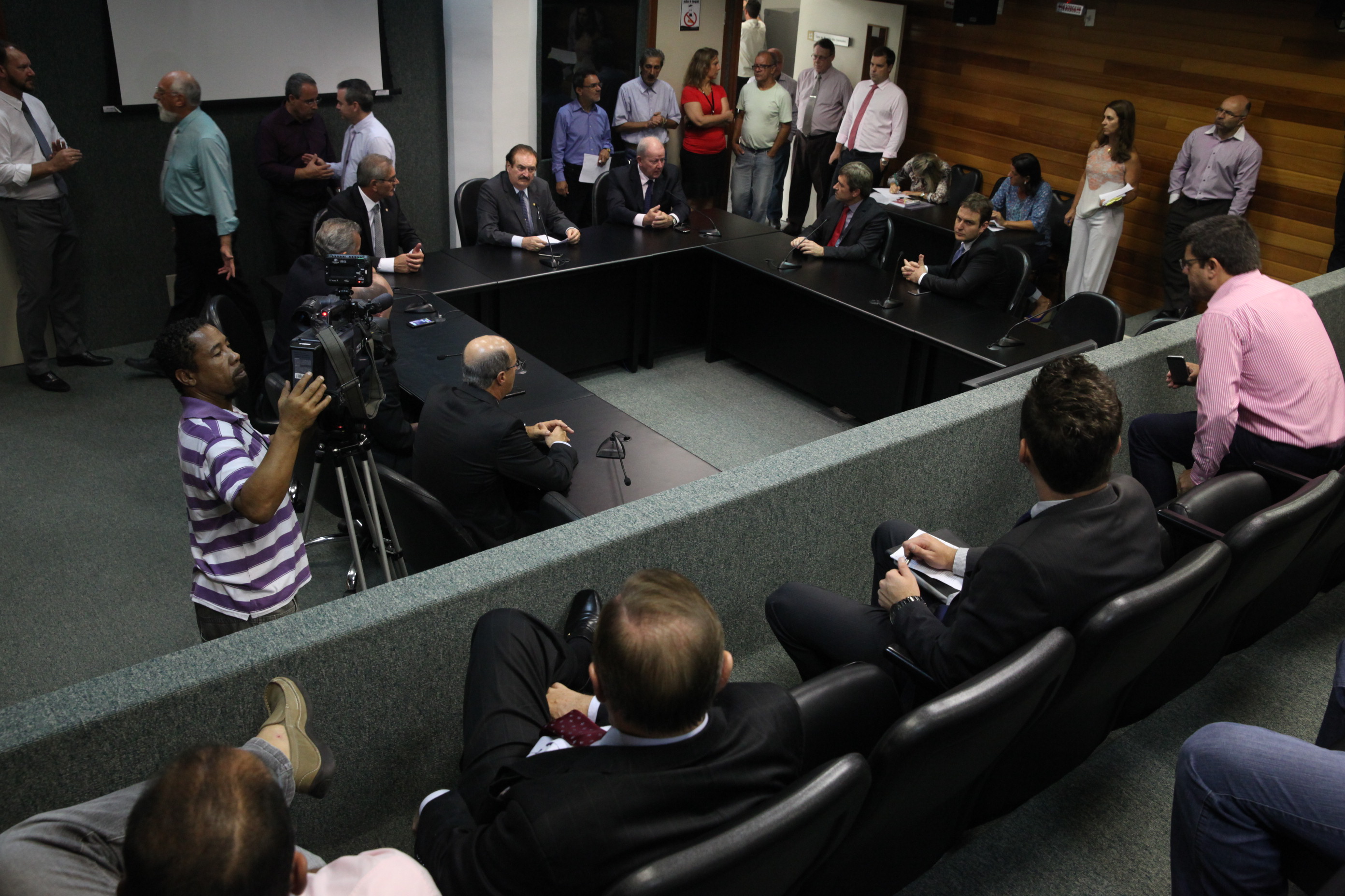 Comissão de Constituição e Justiça.