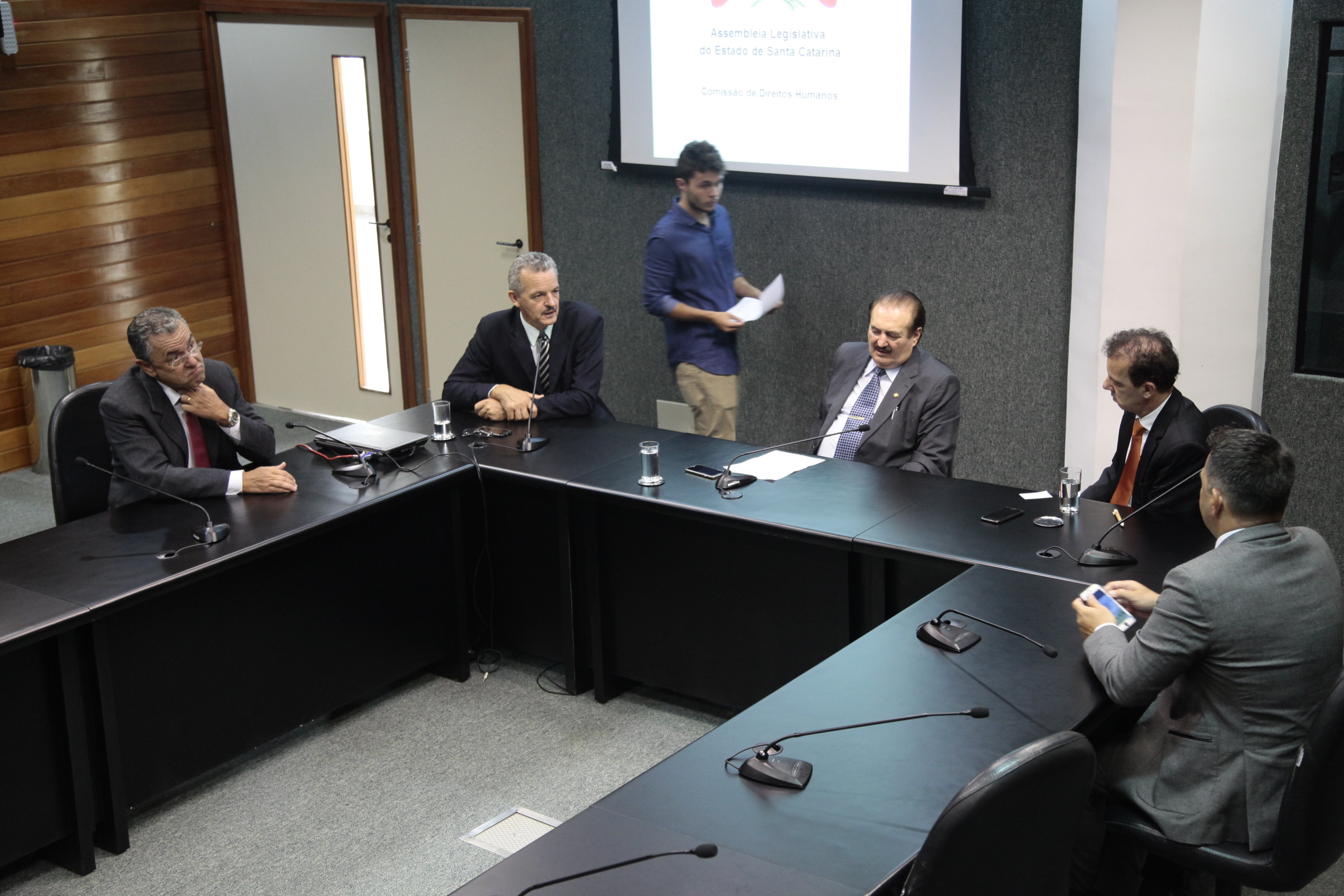 Reunião da Comissão de Direitos Humanos.