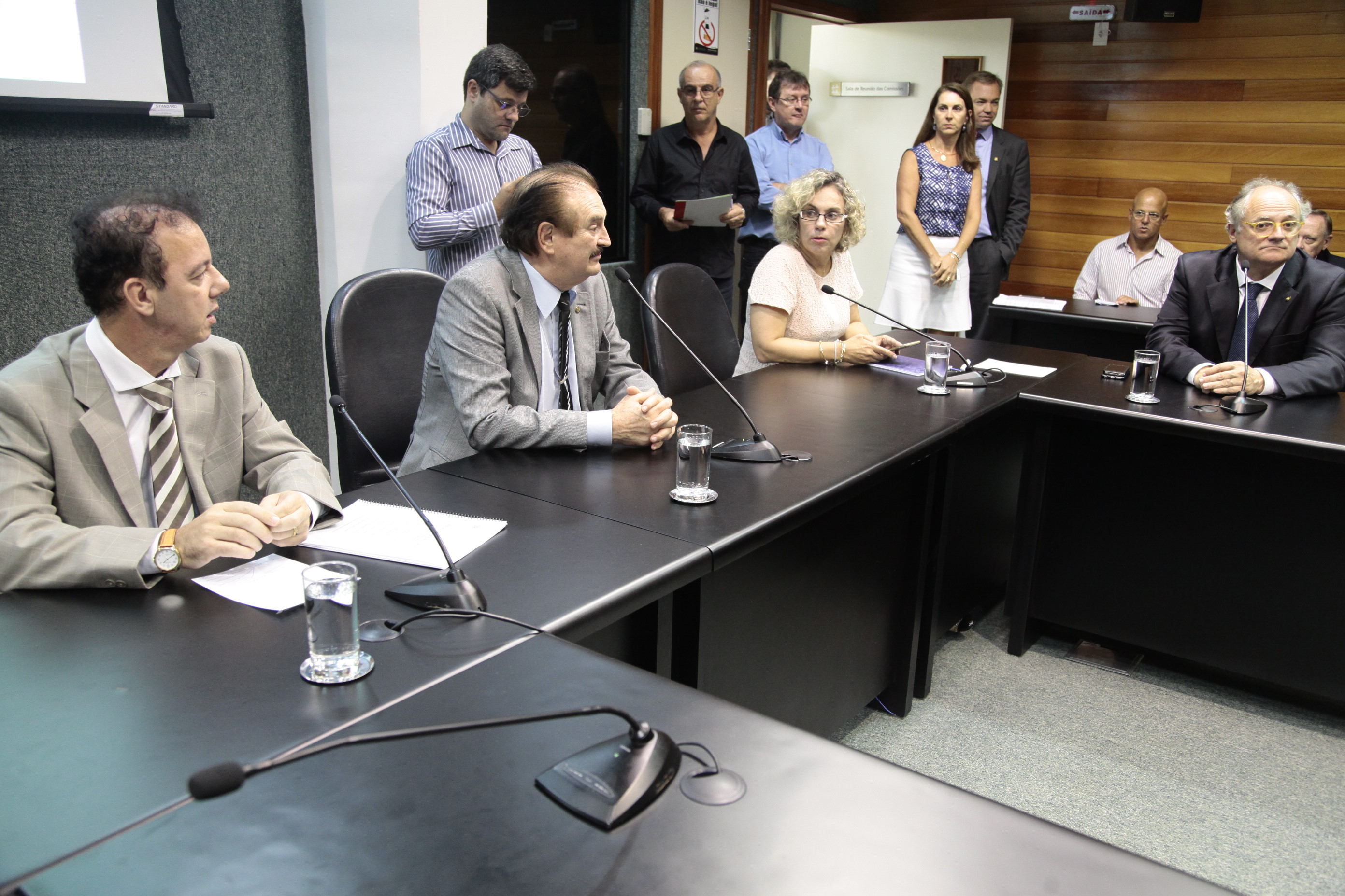 Reunião de instalação da Comissão de Prevenção e Combate às Drogas.