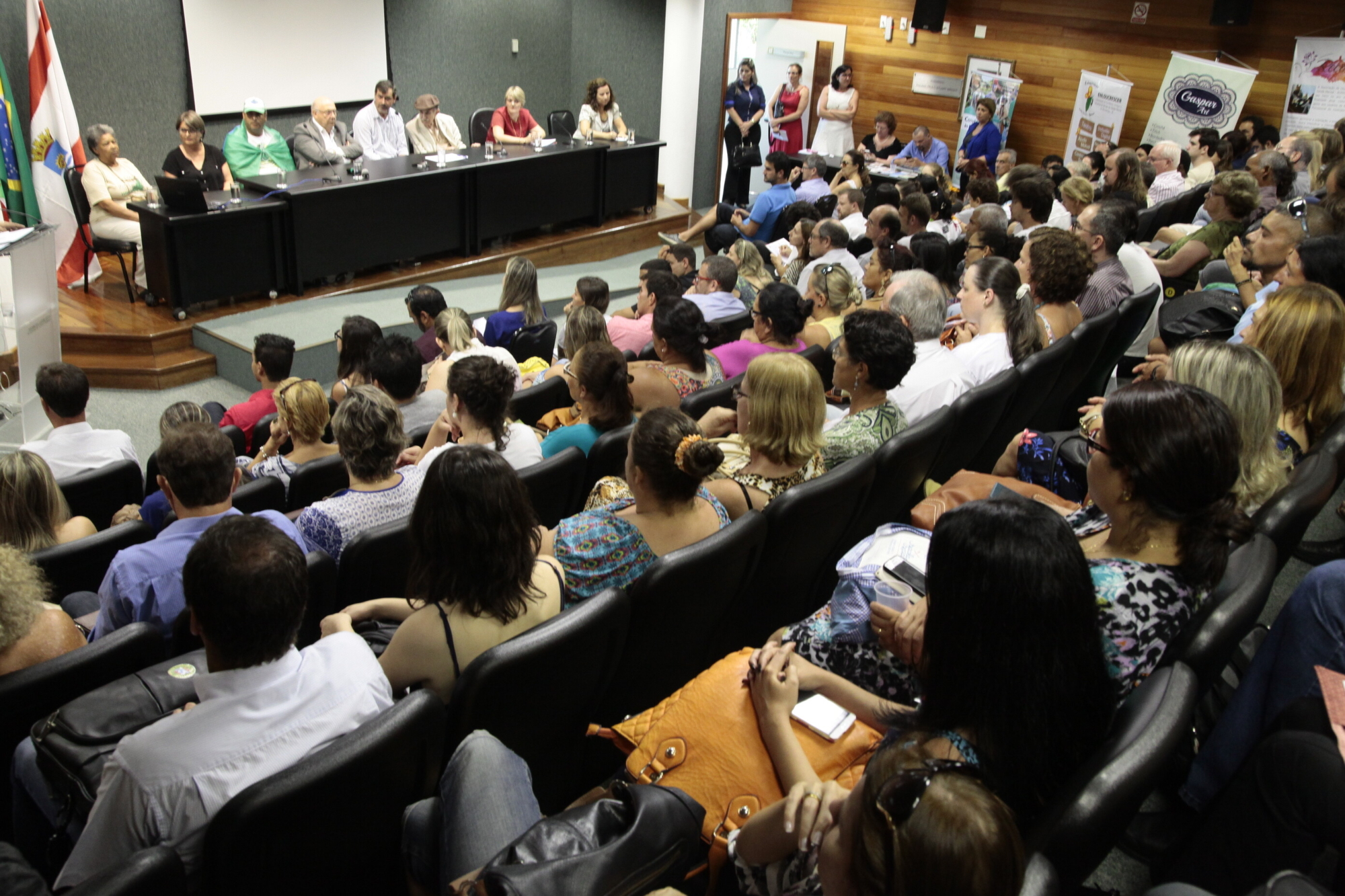 Fórum discute fortalecimento da economia solidária em SC