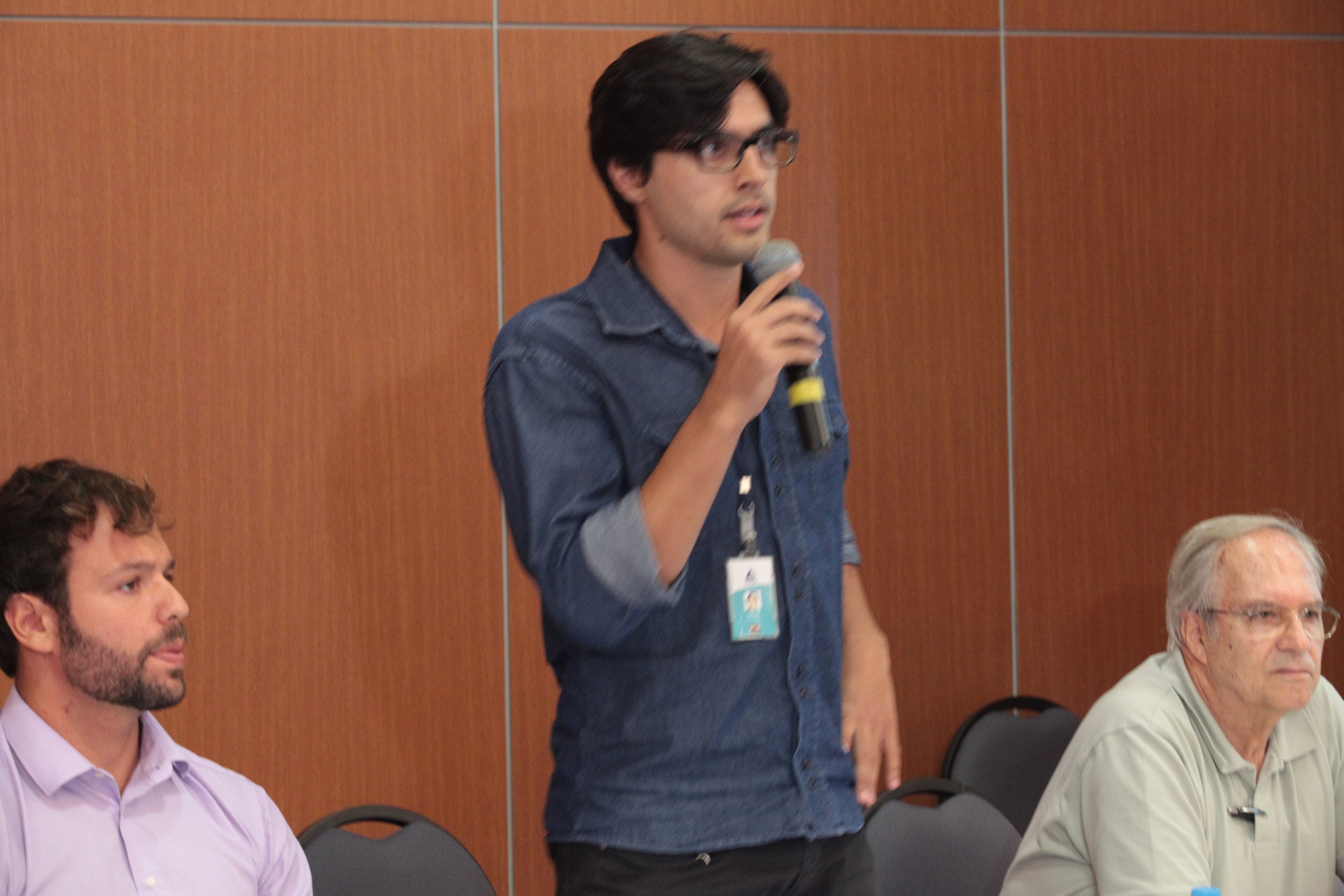 Audiência Pública - Saneamento Básico em Florianópolis - Lucas Arruda (CASAN)